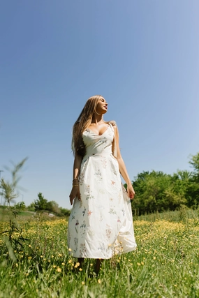Edgy-Look Fawna Floral Midi Dress in Cream *Final-Sale*