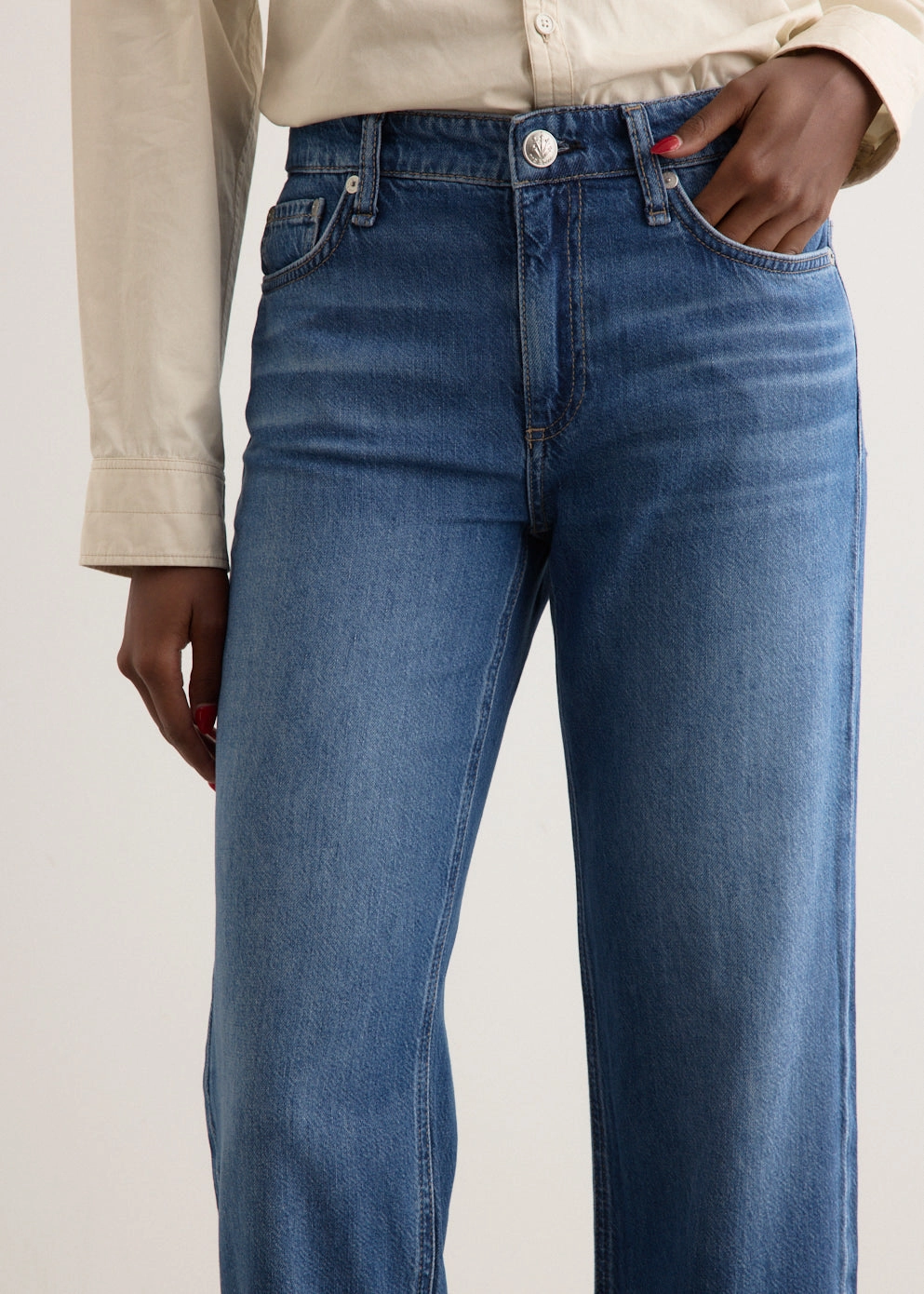 No Hassle Fit Featherweight Baggy Dre Boyfriend Jeans Minimalist Design
