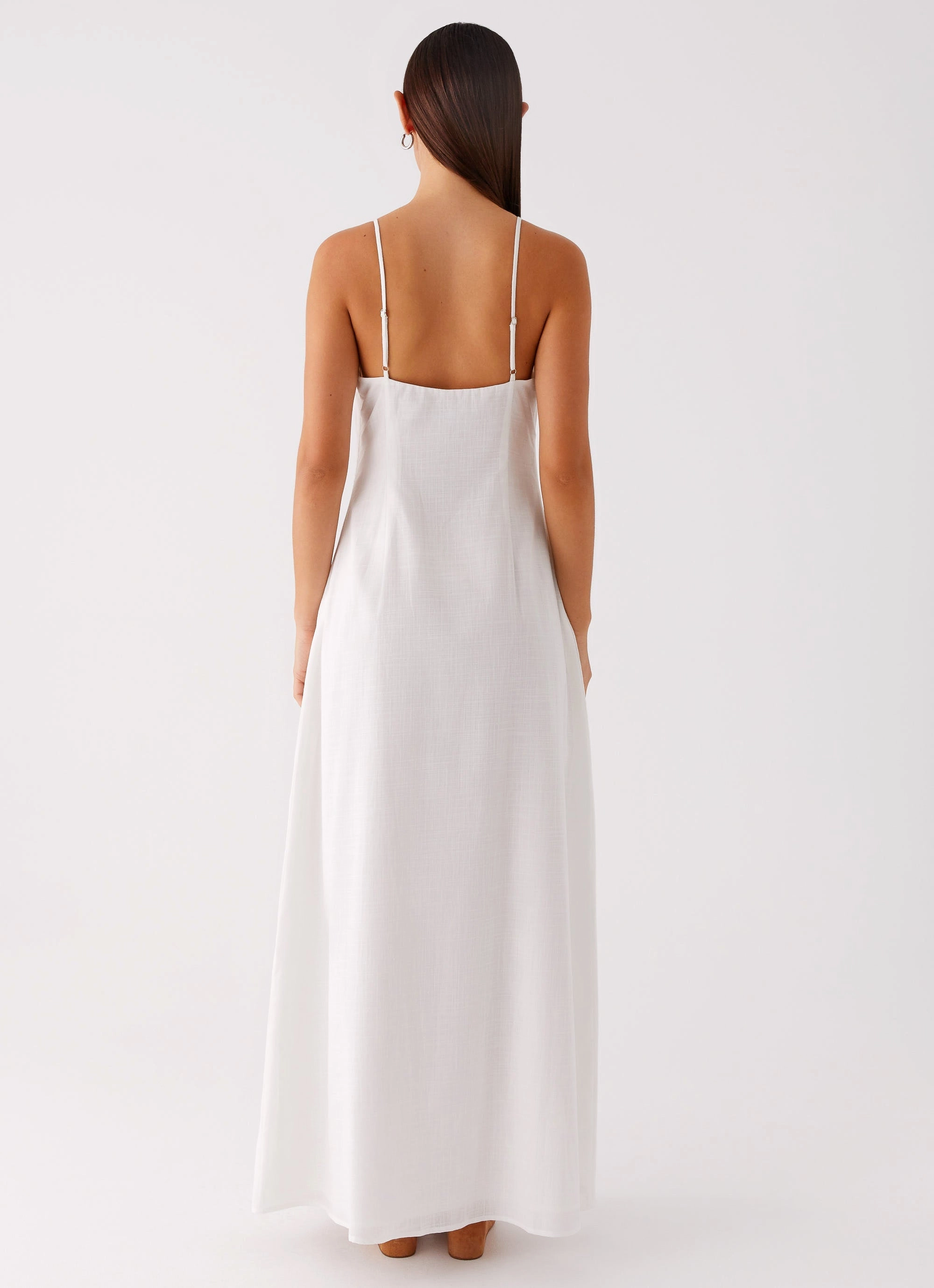 Madeleine Scoop Neck Maxi Dress - Off White Versatile Layer Wear