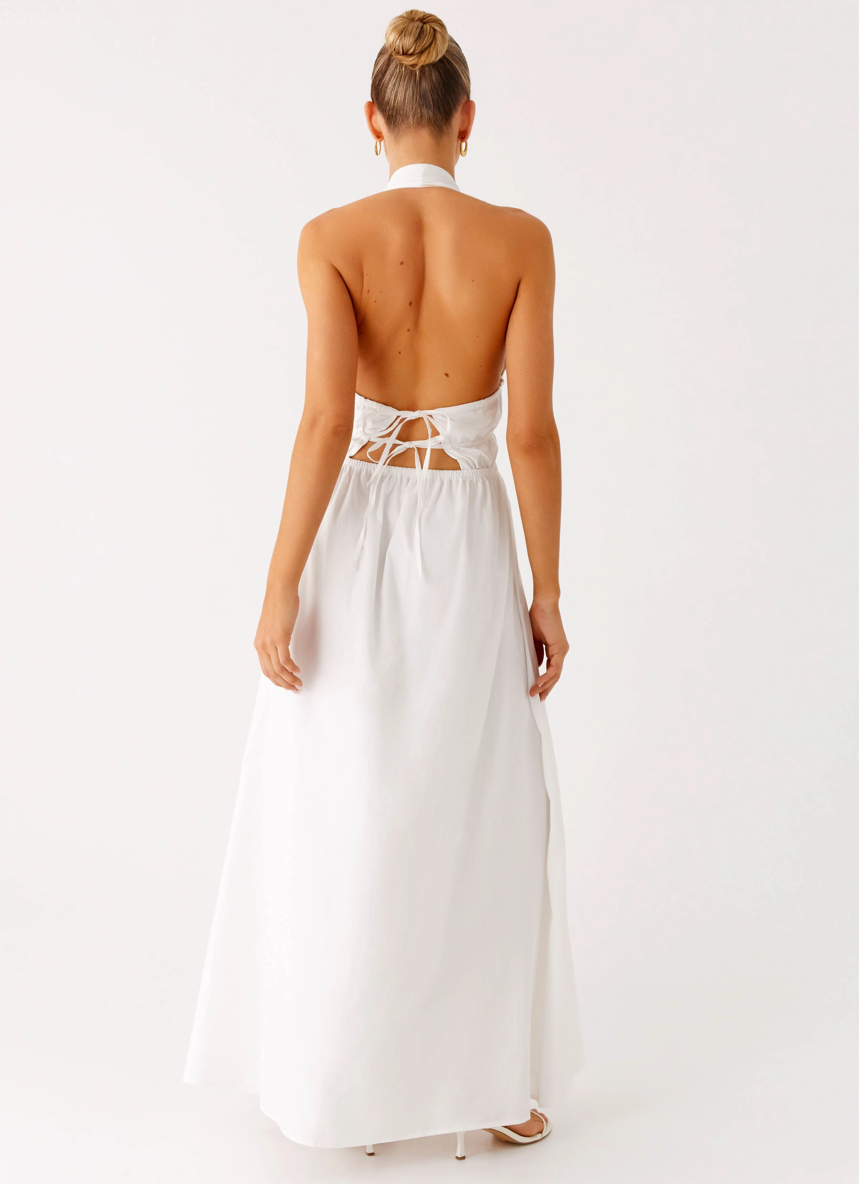 Contrast-Panel Airy Touch Figaro Halter Maxi Dress - White