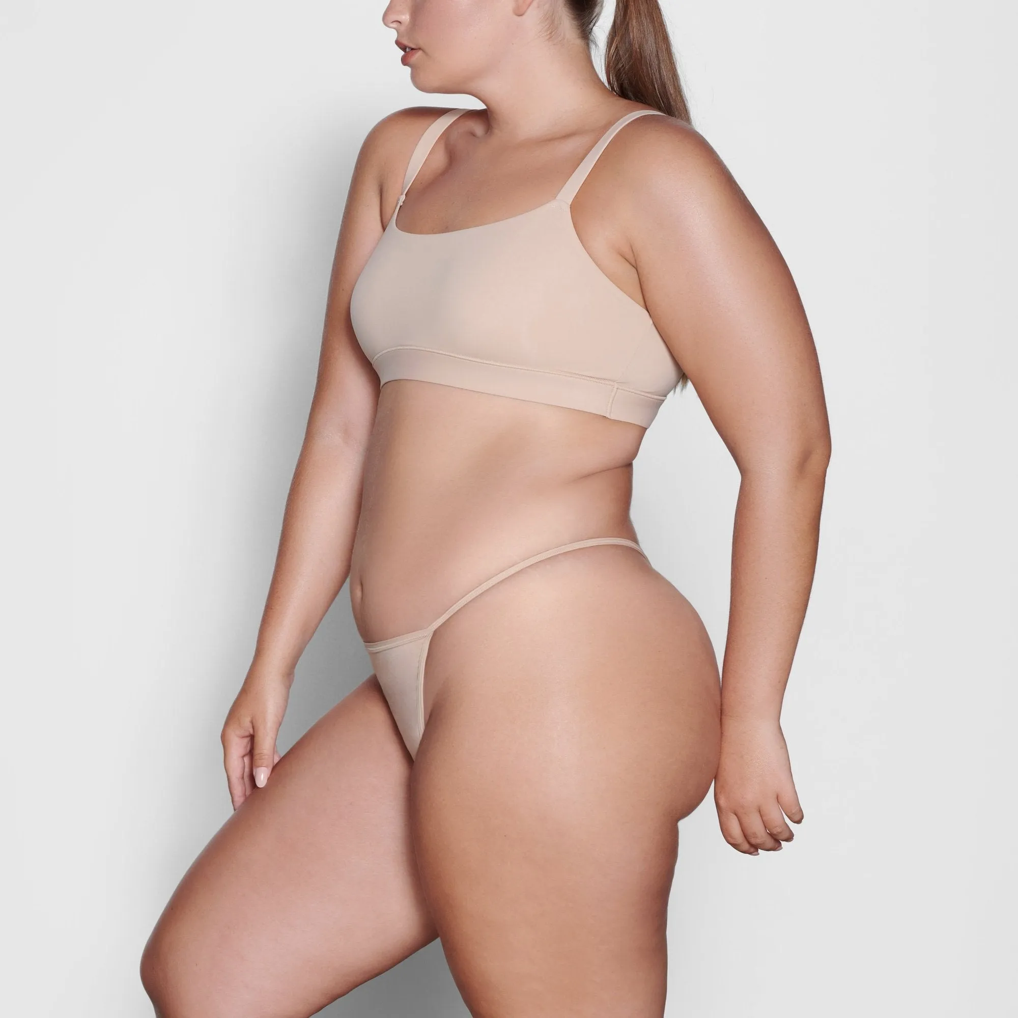 FITS EVERYBODY T STRING THONG | MICA