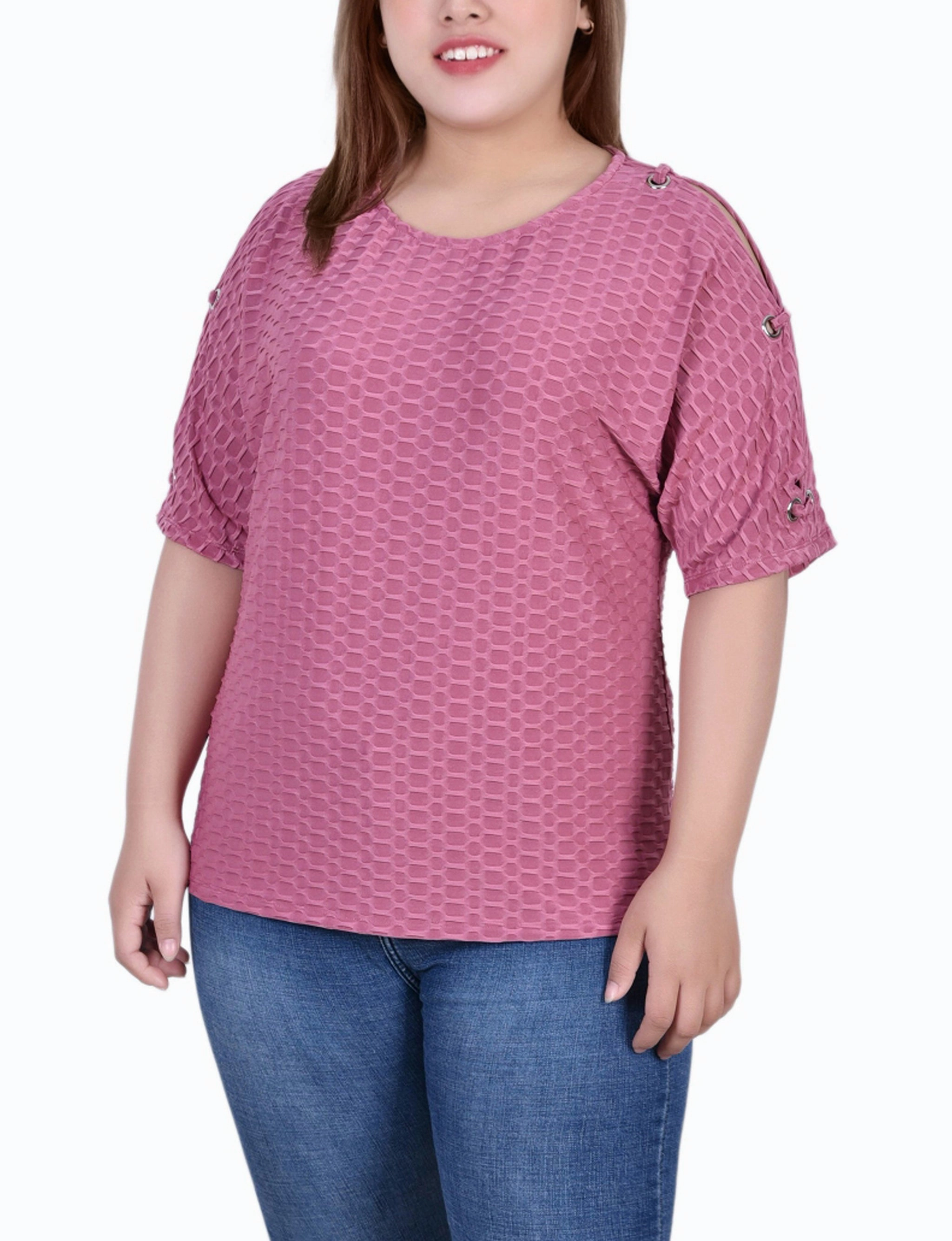 Plus Size Short Sleeve Honeycomb Textured Grommet Top Hidden Ventilation Zones