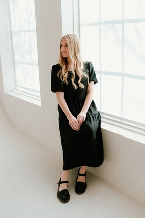 Annie Dress Sleeve Light
