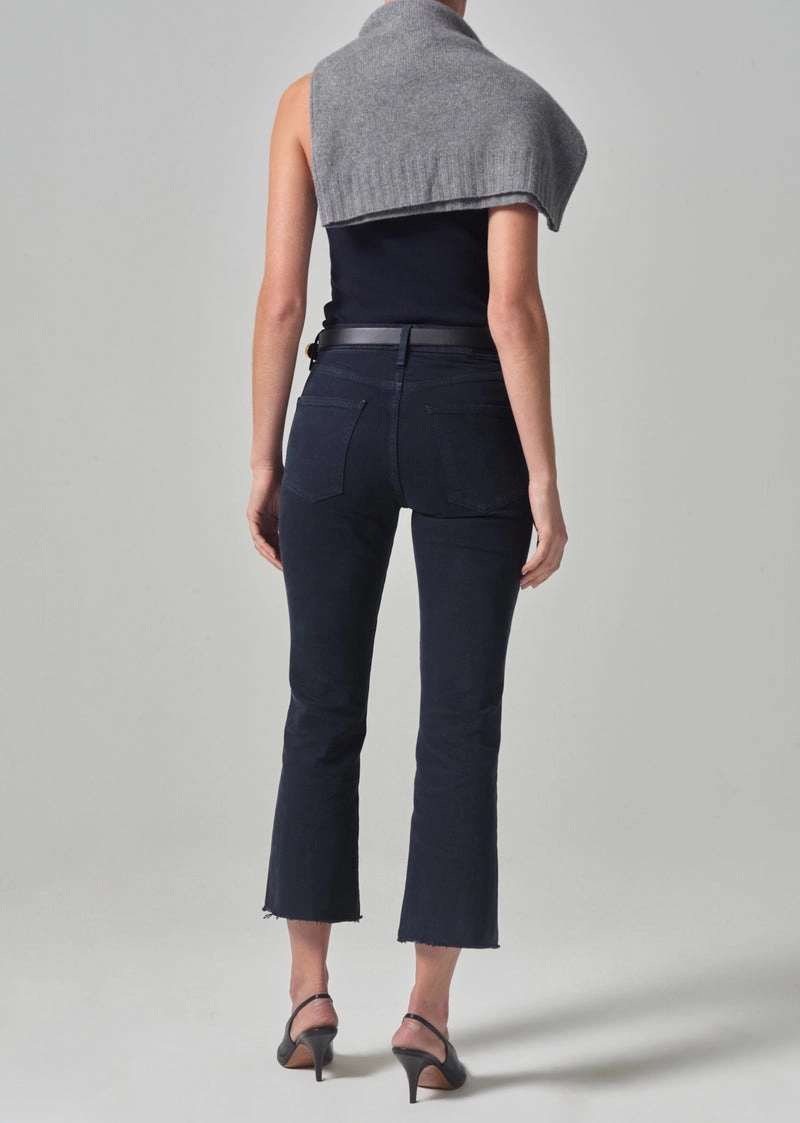 Everyday Confidence Isola Cropped Trouser in Navy