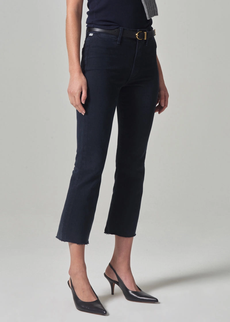 Universal Look Daily Style Isola Cropped Trouser in Navy