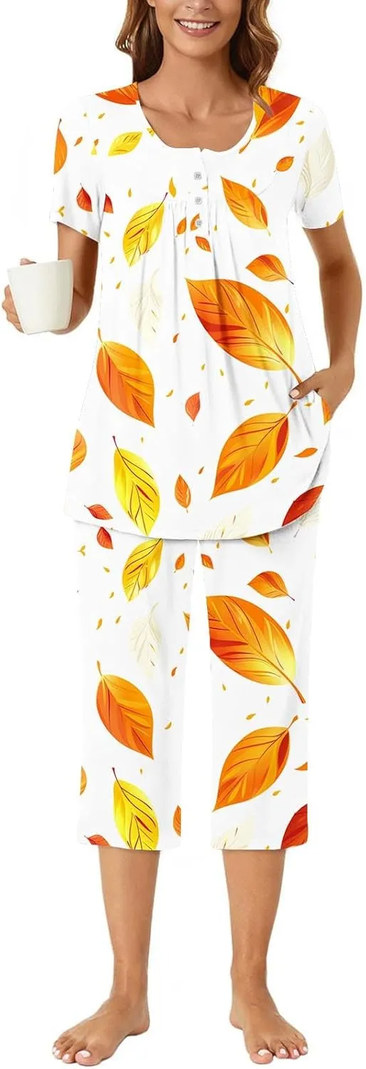 Floral Printed 2 Piece Pajamas Suits for Women Short Sleeve Crewneck Button Pleated Tops and Straight Lounge Capris