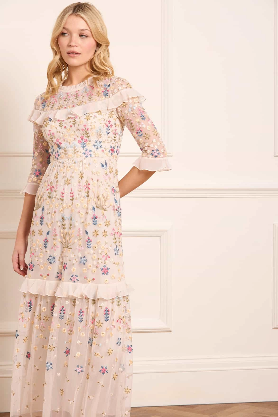 Family Glow Flowerbed Embroidery Ankle Gown