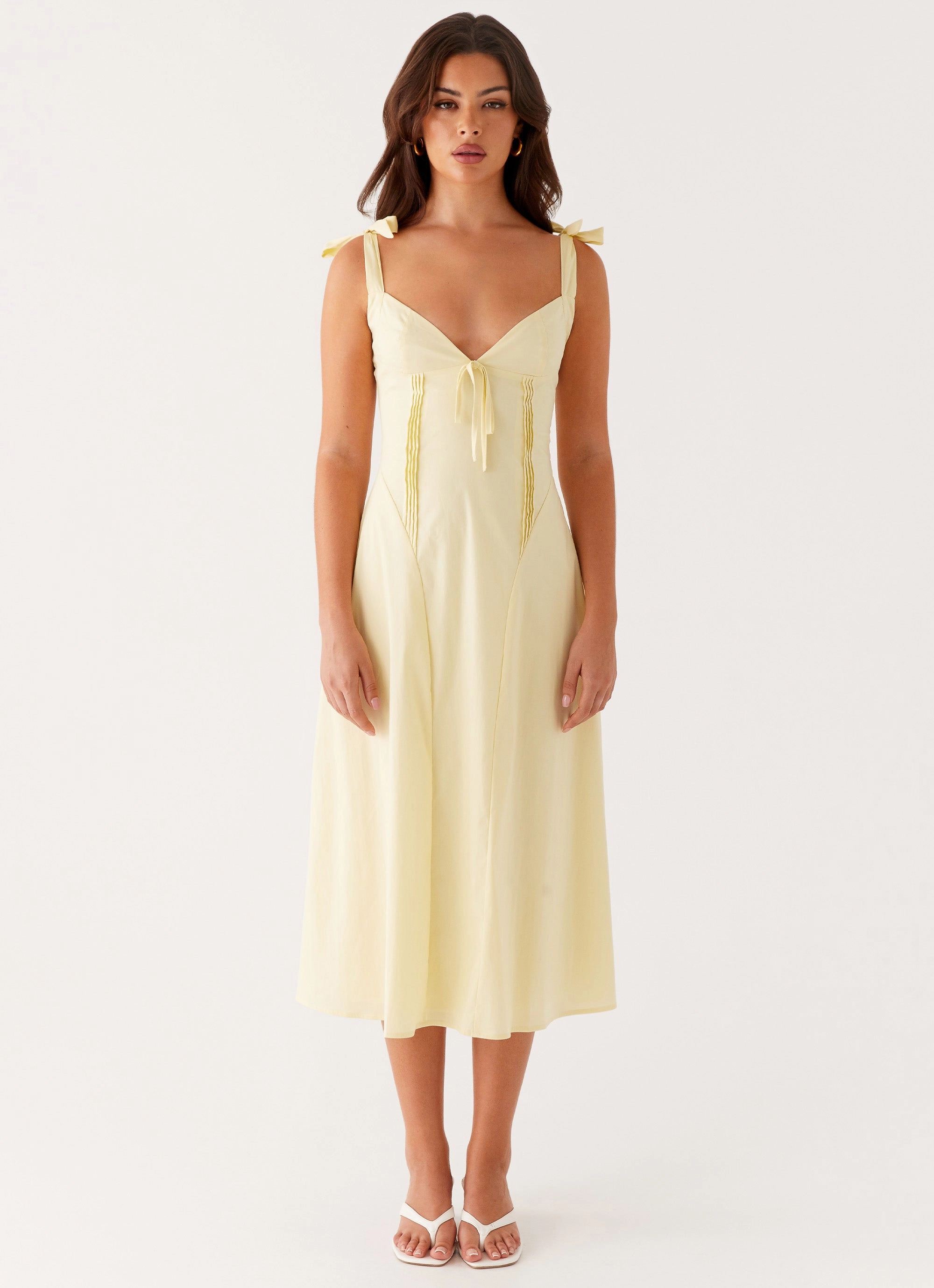 Tiered-Skirt Chic Mom Adela Midi Dress - Yellow