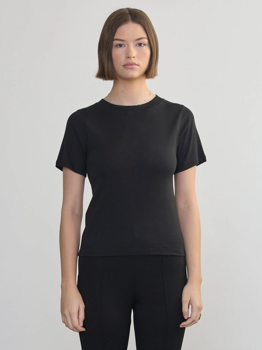 SHORT SLEEVE RIB TEE Bonded Seam Innovation