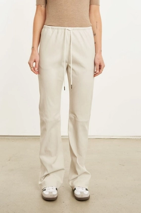 Comfortable Stretch Flexible Comfort Chalk Leather Straight Leg Pants