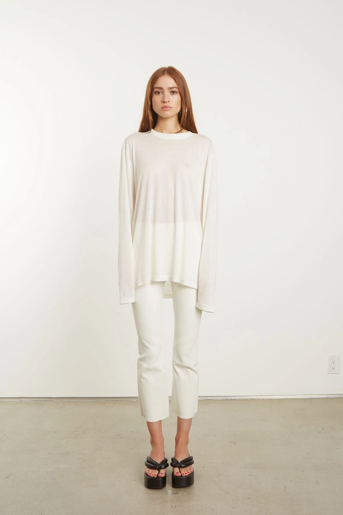 White Long Sleeve Oversized Tee Retro Style AntiPill Surface