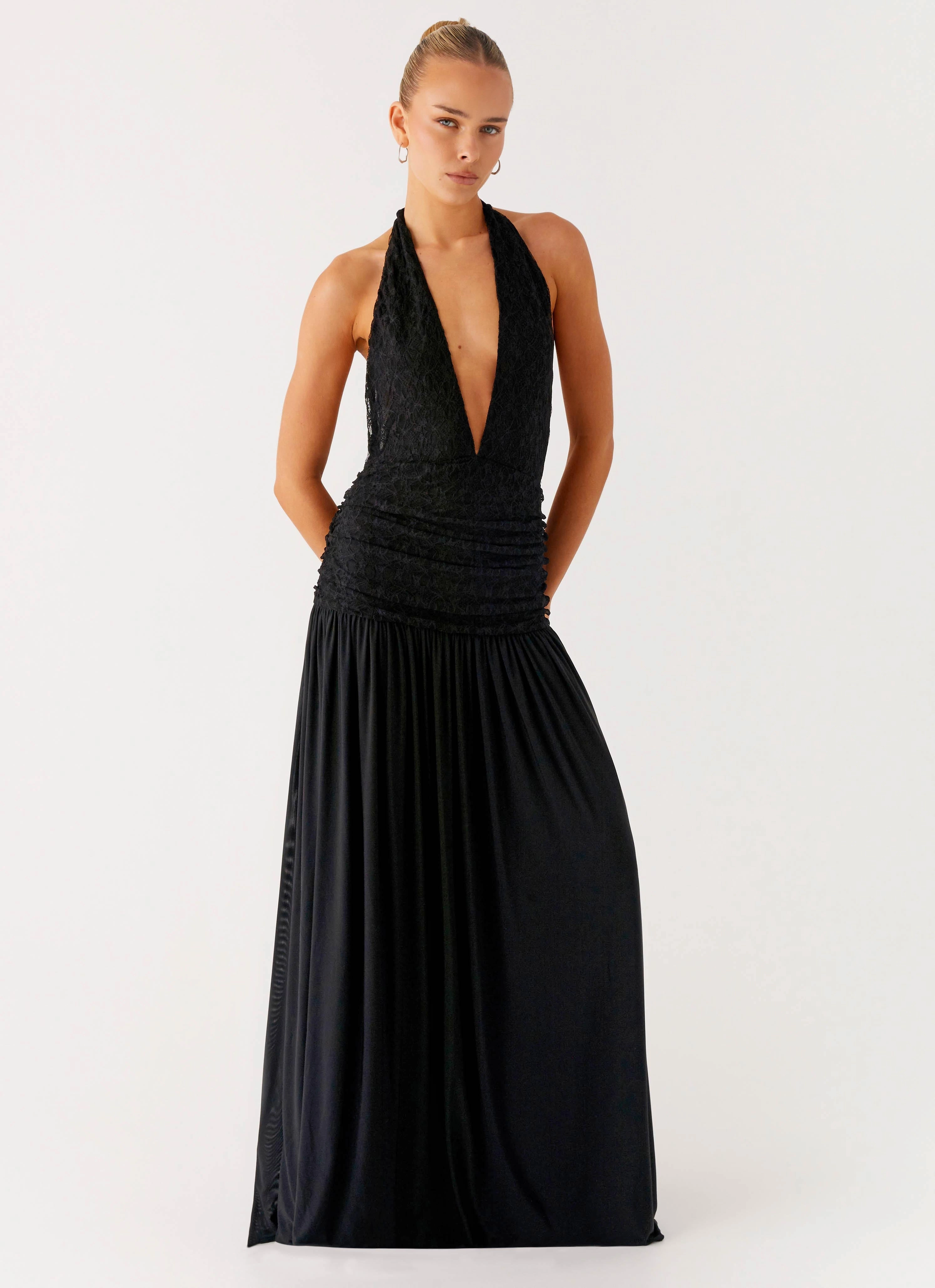 All Season Youthful Style Full Attention Maxi Dress - Black