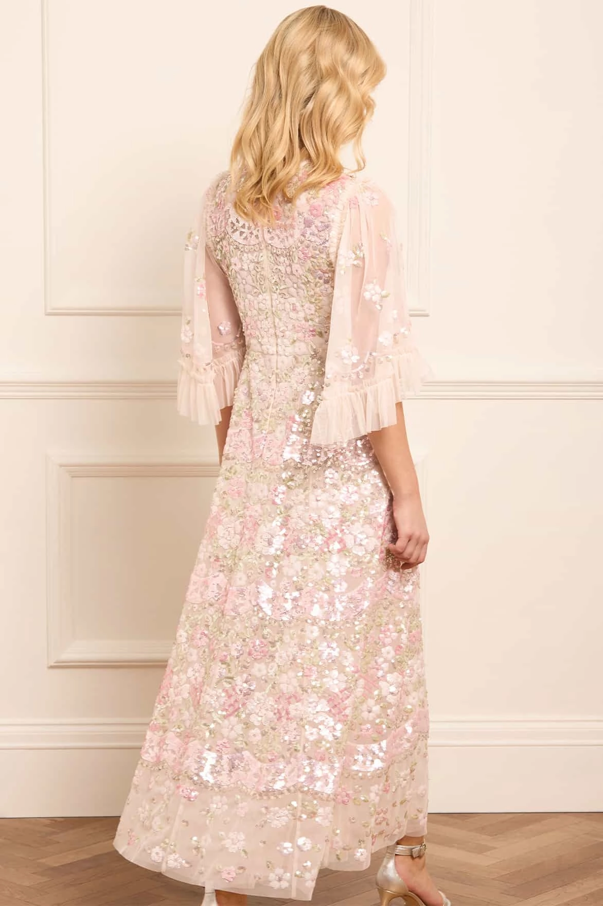 Walk Mood Linen Vibe Garden Delight Gloss Ankle Gown