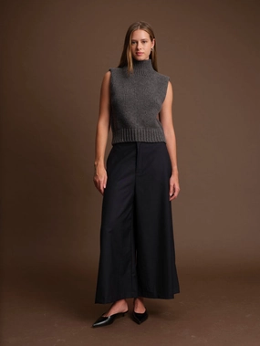 GEORGE TURTLENECK KNIT VEST Sandwich Mesh Panel Structure PolyesterBlend