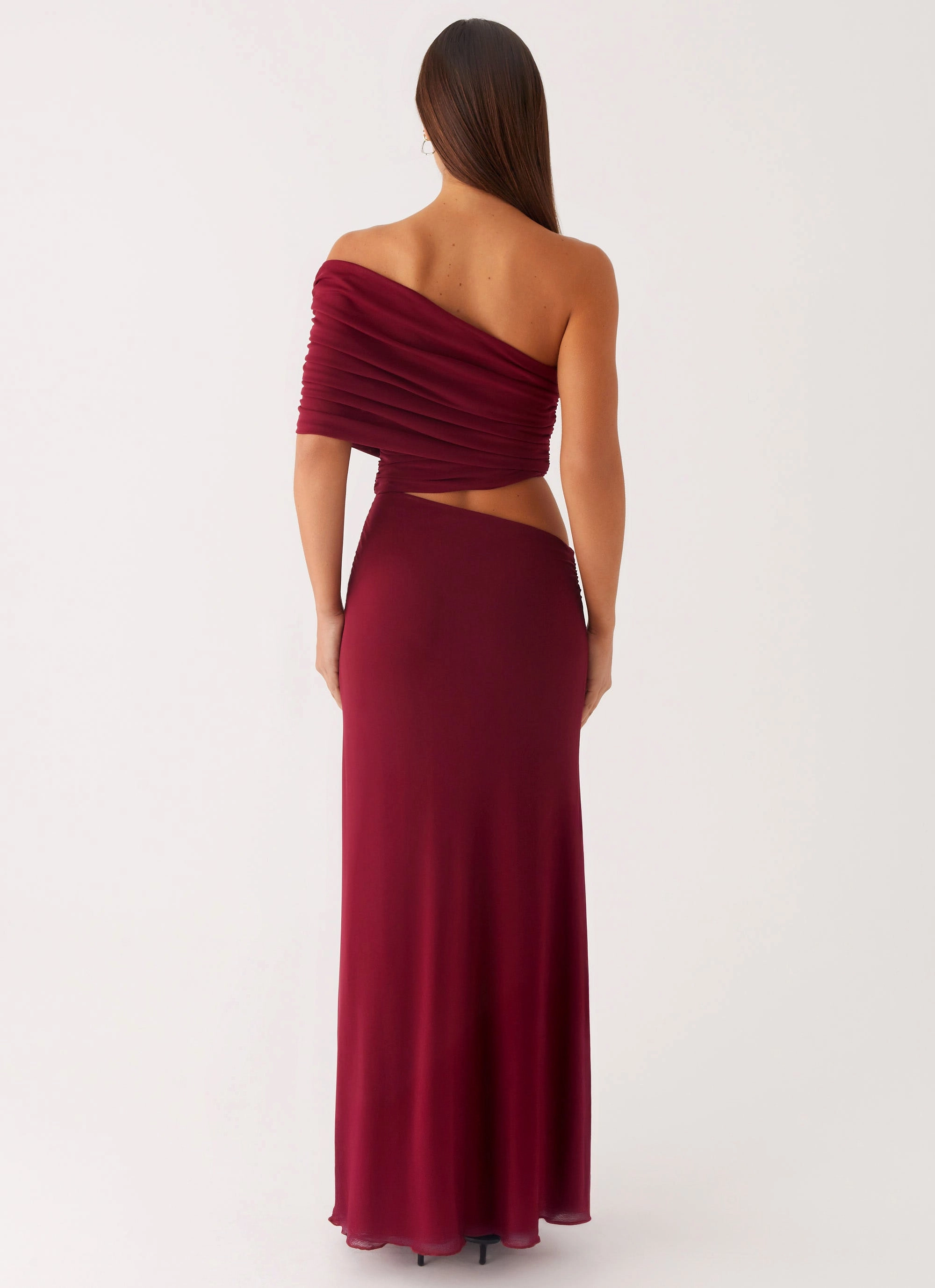 Gillian Maxi Dress - Maroon Sleek Movement Versatile Piece
