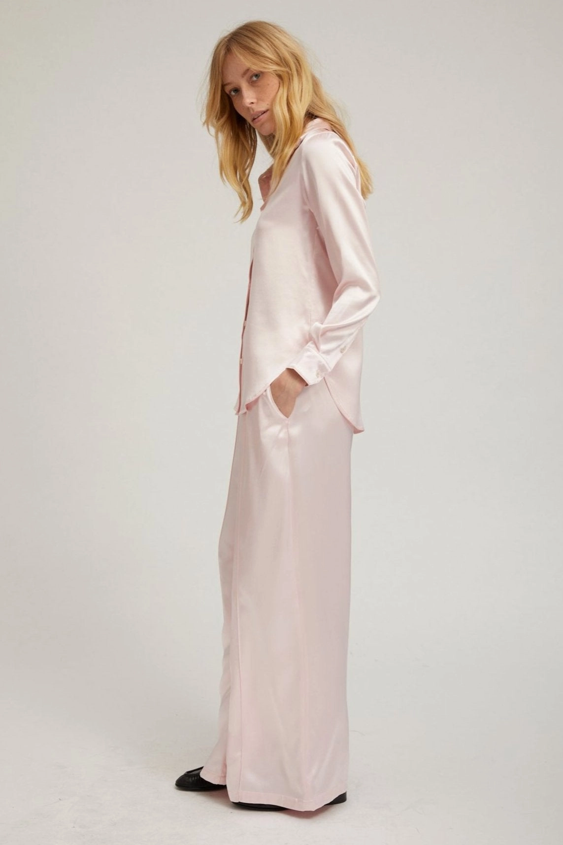 Casual Button-Down Ballet Silk Fitted Button Down
