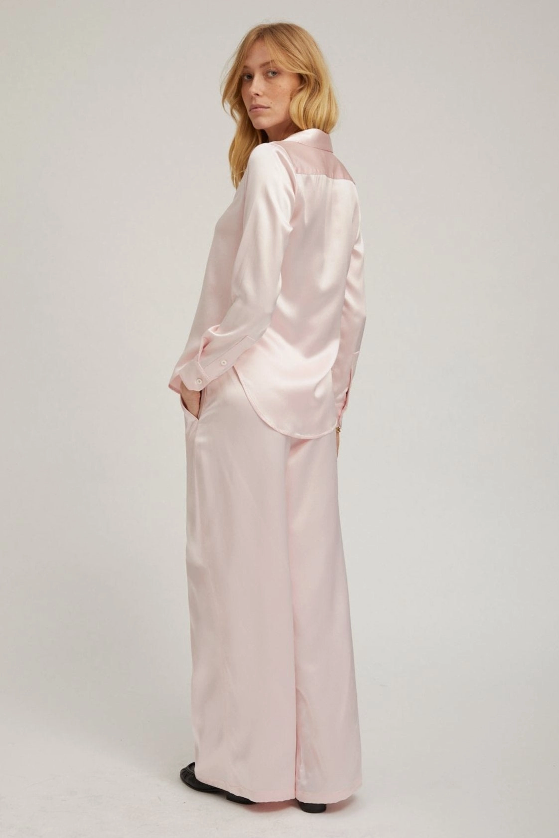 Ballet Silk Fitted Button Down Durable Color Retention Ergonomic Cut