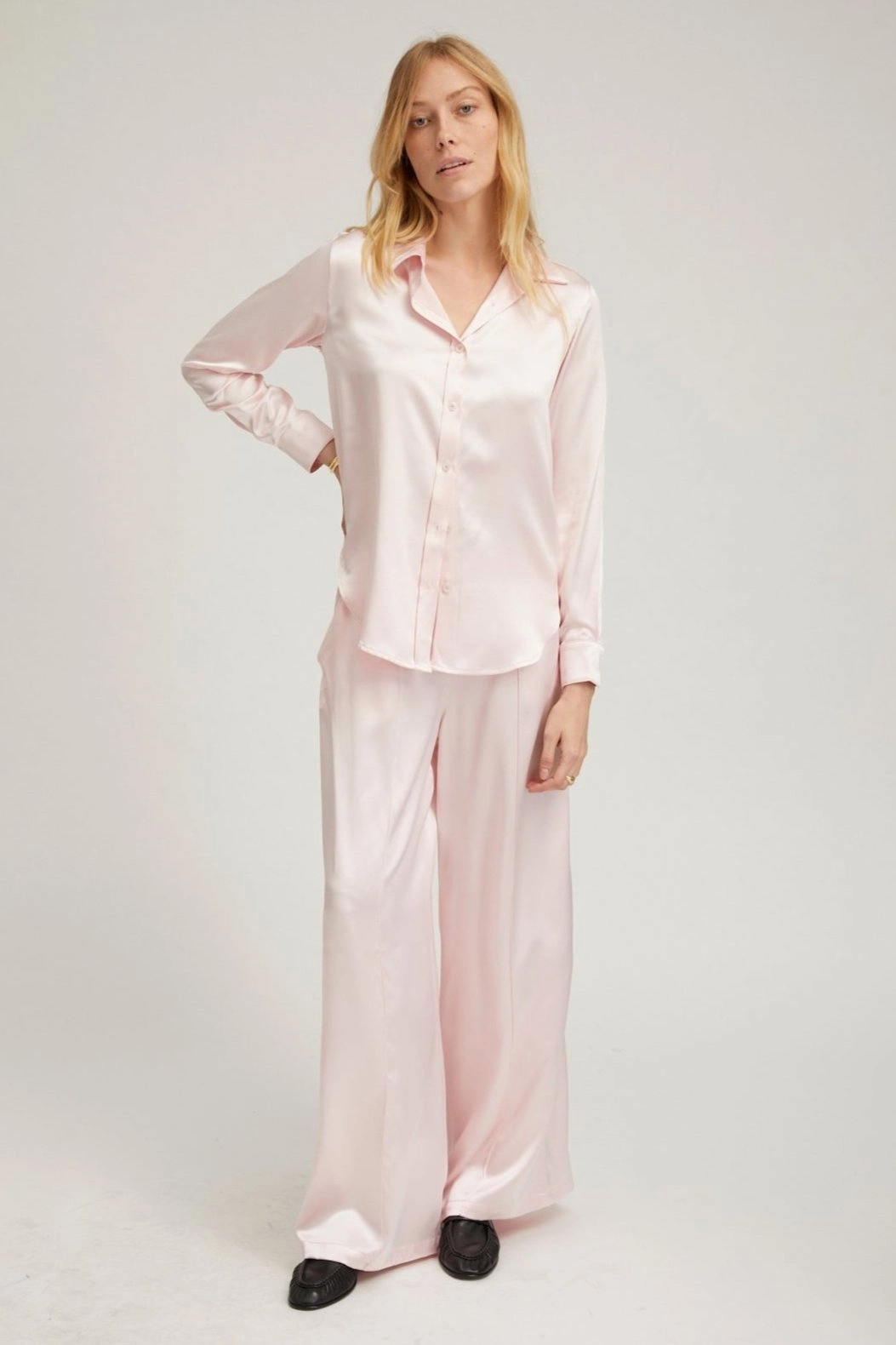 Ballet Silk Fitted Button Down SnagResistant OdorResistantTechnology