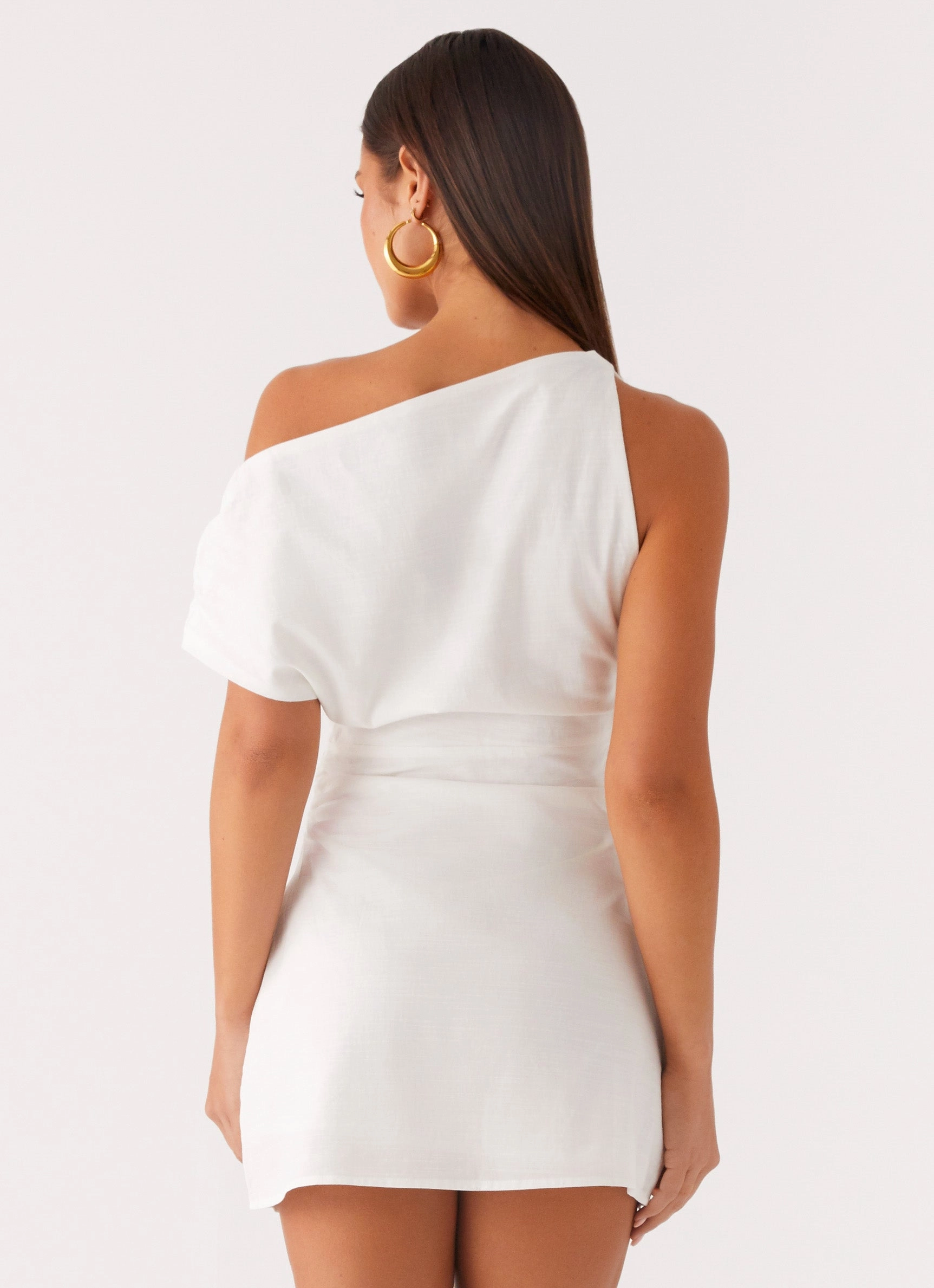 Classic Fit Moonlight Oasis Asymmetrical Mini Dress - Off White
