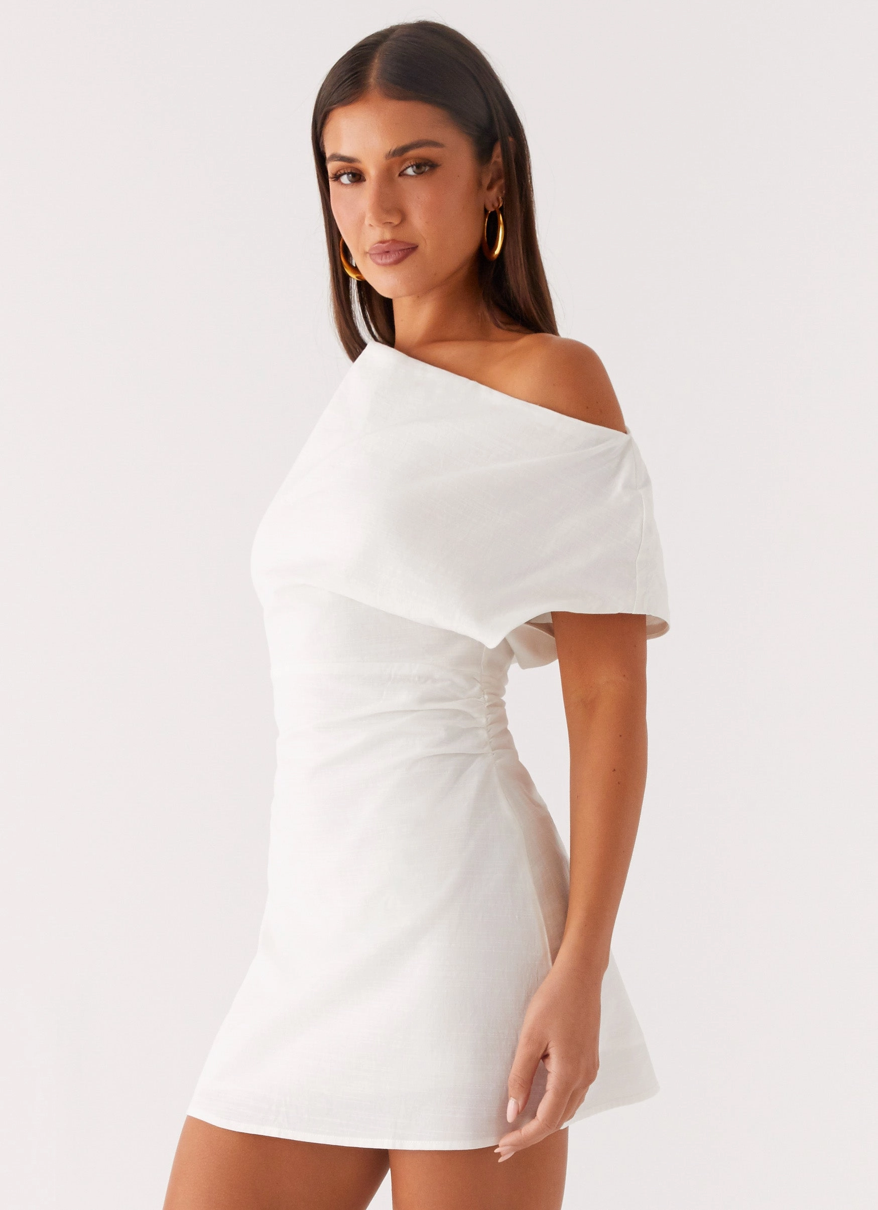 Midi-Length Moonlight Oasis Asymmetrical Mini Dress - Off White