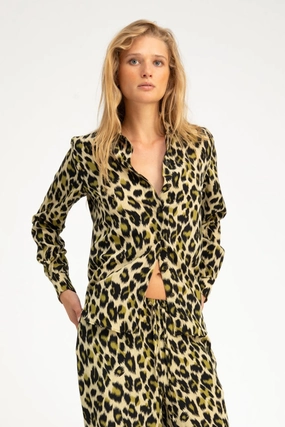 Contrast Stitch SoftTouchBrushedInterior Green Leopard Silk Fitted Button Down