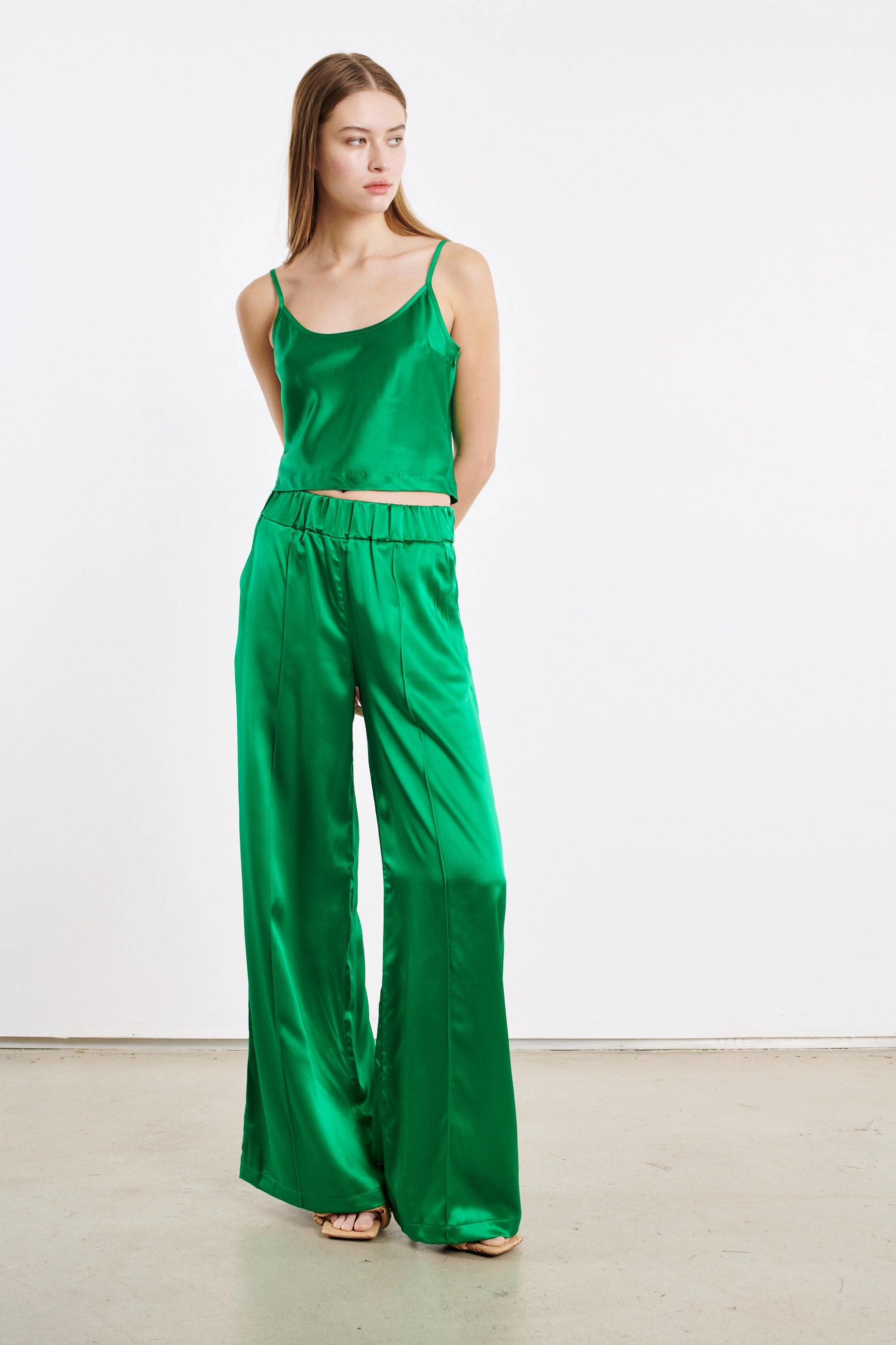 AllPurpose Design Soft Brushed Finish Green Silk Cropped Cami