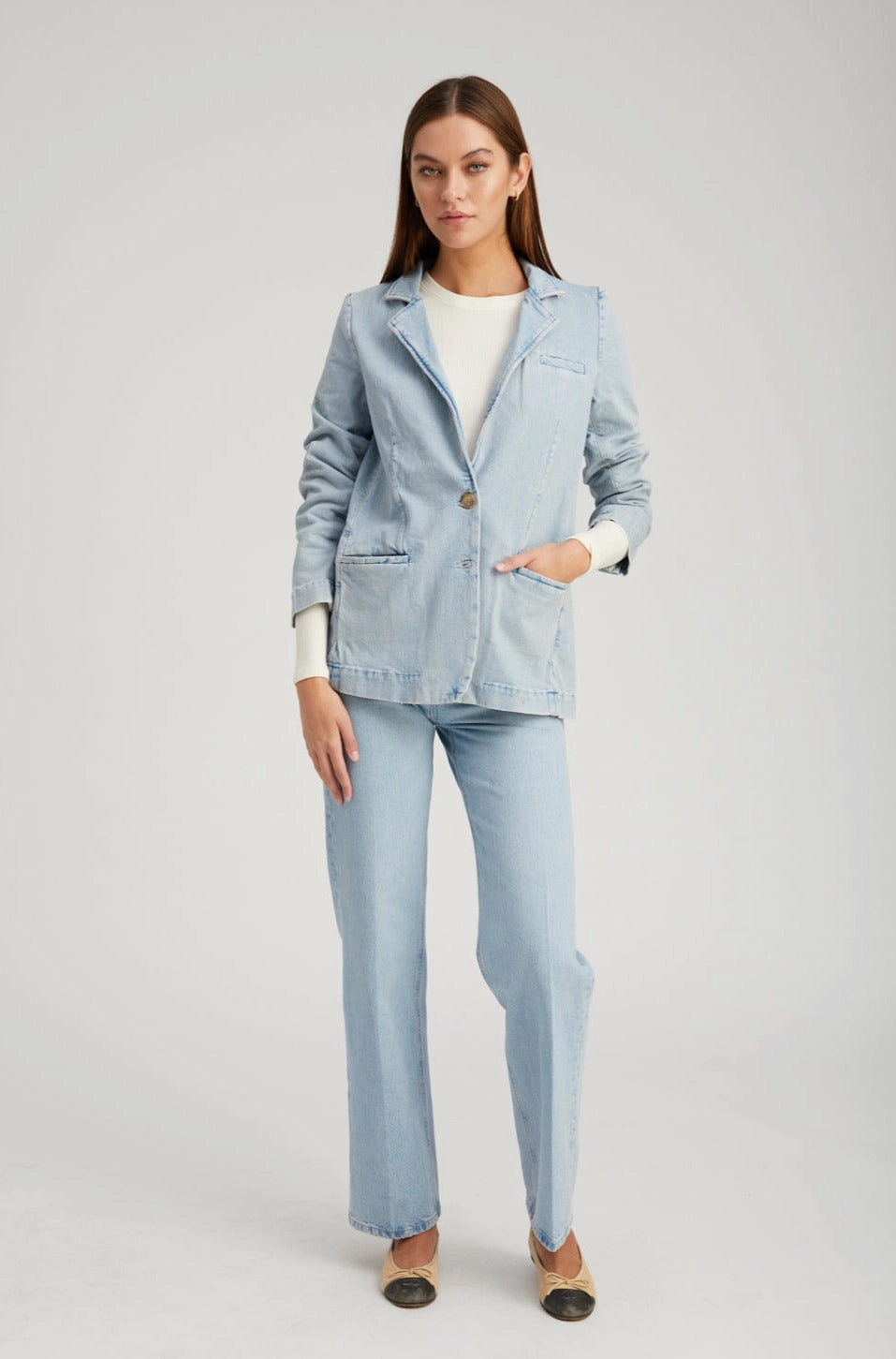 Flexible Articulated Elbows Essential City Look Diana Denim Blazer