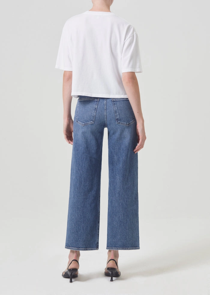 Harper Crop Mid Rise Relaxed Straight Jean in Moor Weekend Style Stretch Bold Look Timeless Waist