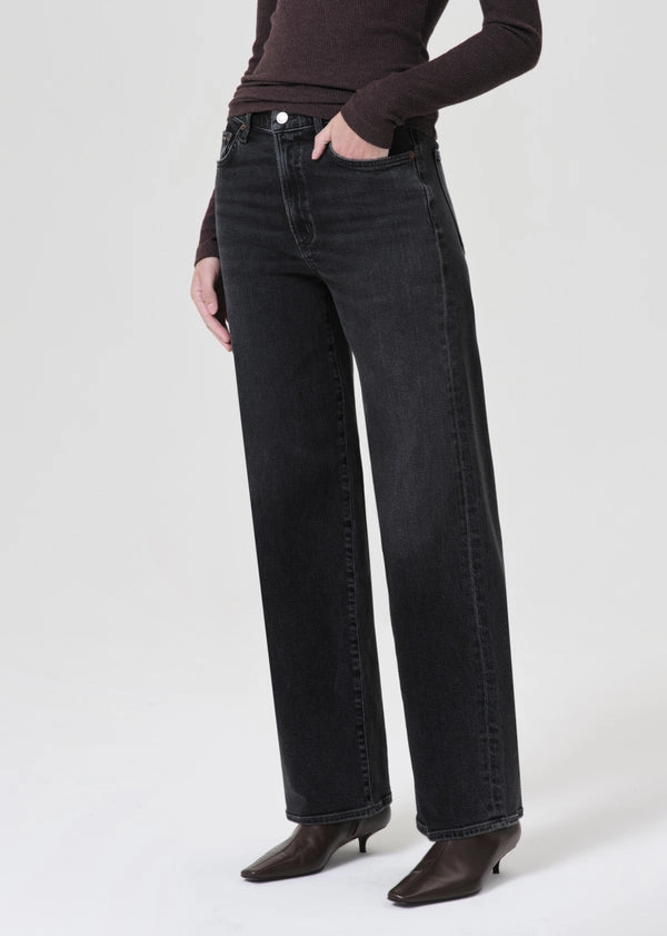 Harper Mid Rise Relaxed Straight Jean in Hush Effortless Choice
