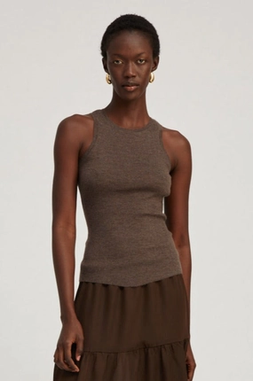 Compact TravelFriendly Design FlexibleRibbing Heather Brown Ultra Fine Cashmere Racer Tank