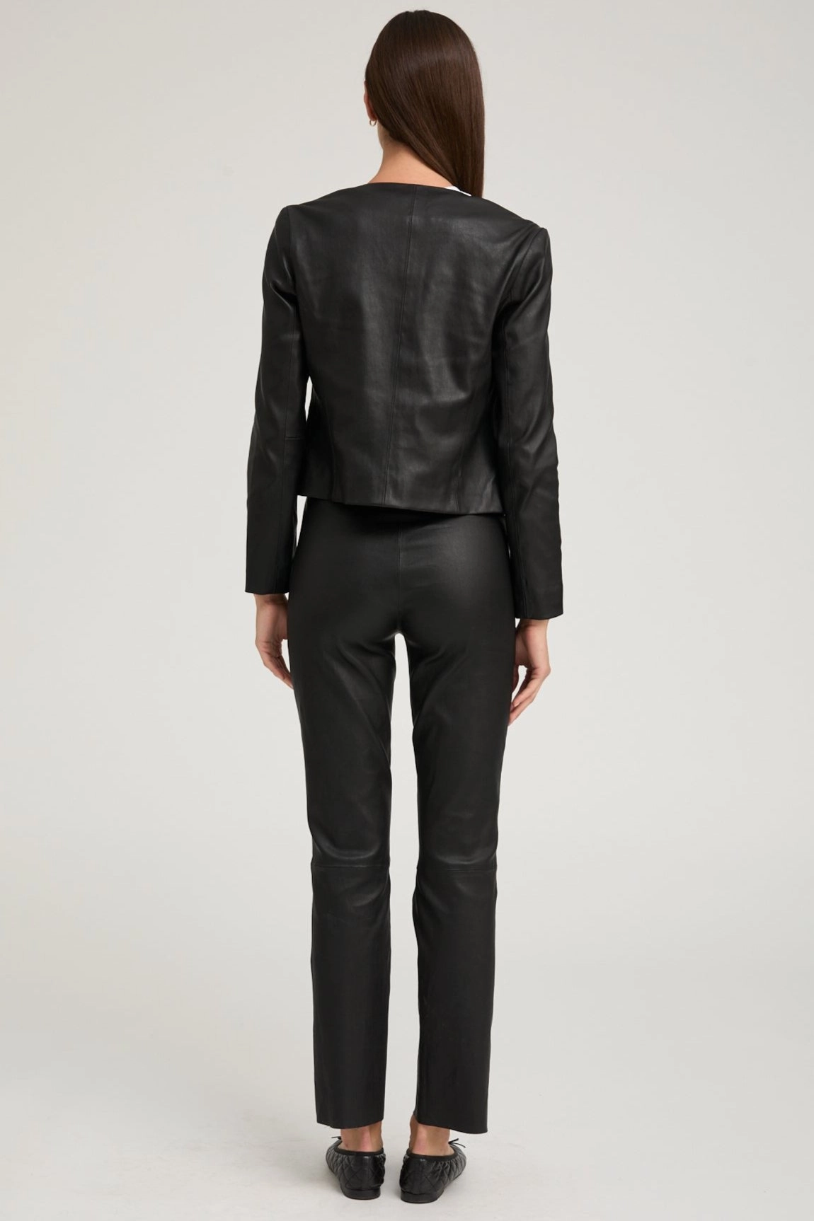 Comfy Layers Sleek Layer Look Black Leather Shrunken Jacket