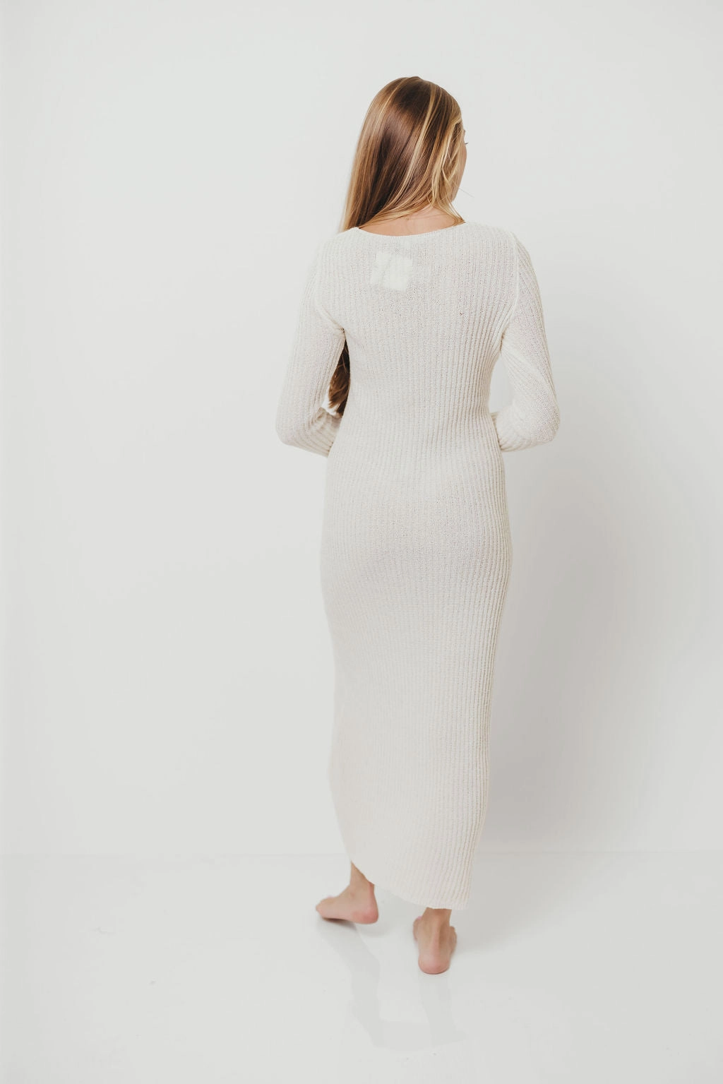 Flattering Look Wear Chill Design Joline Textured Rib Knit Sweater Maxi Dress in Off-White