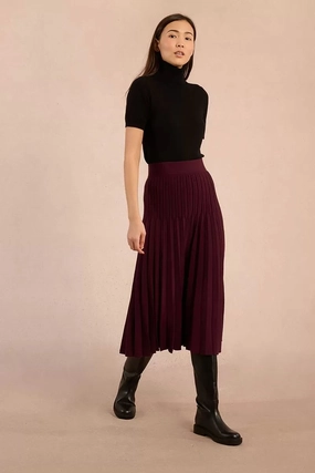 High Waisted Pleated Midi Skirt in Dark Red Odor control Reinforced Seams