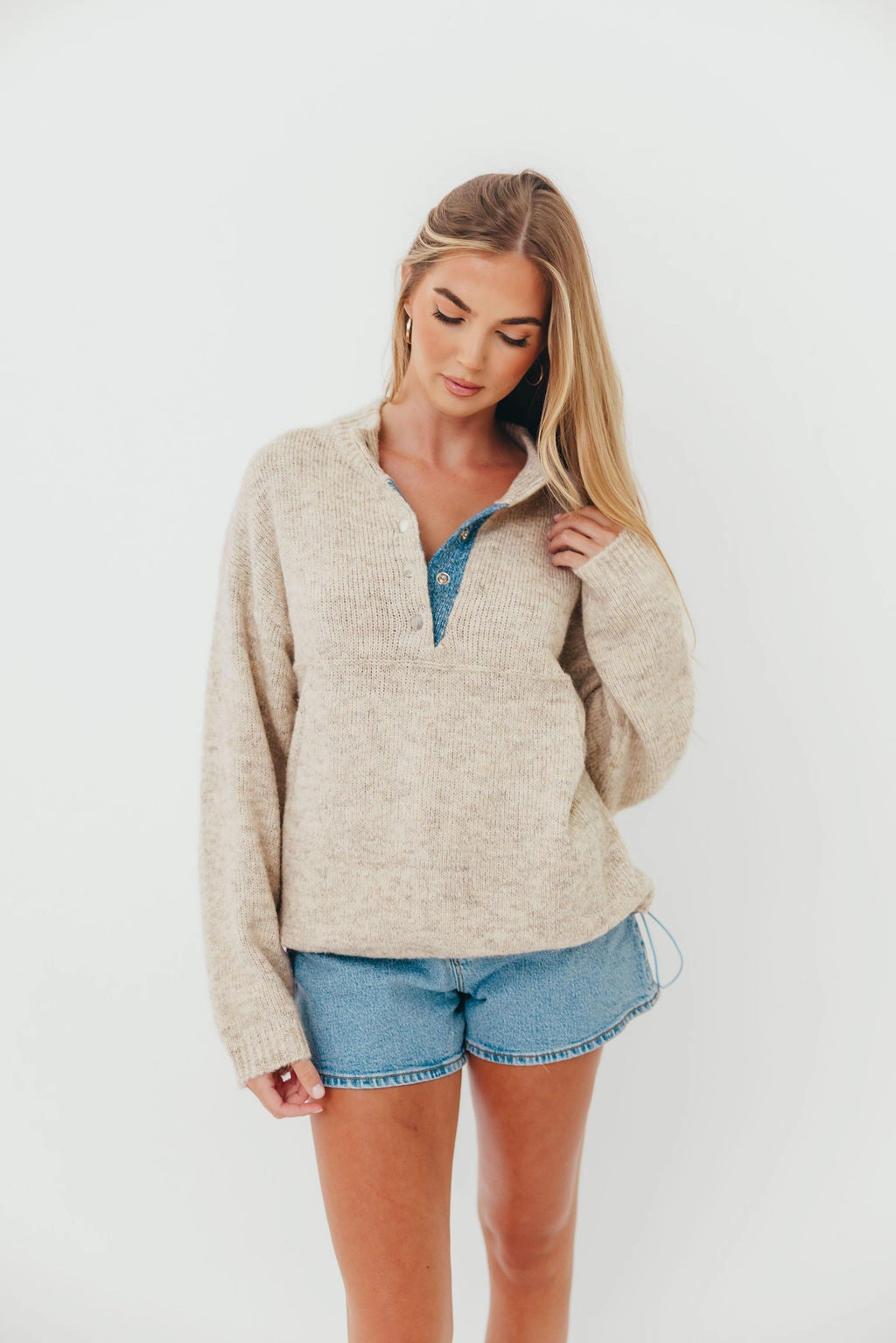 Blythe Two Tone Snap Collar Sweater in Oatmeal hypoallergenic material