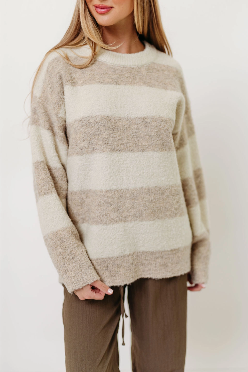 Temperature Control Fabric Hollis Textured Sweater in Cream Taupe