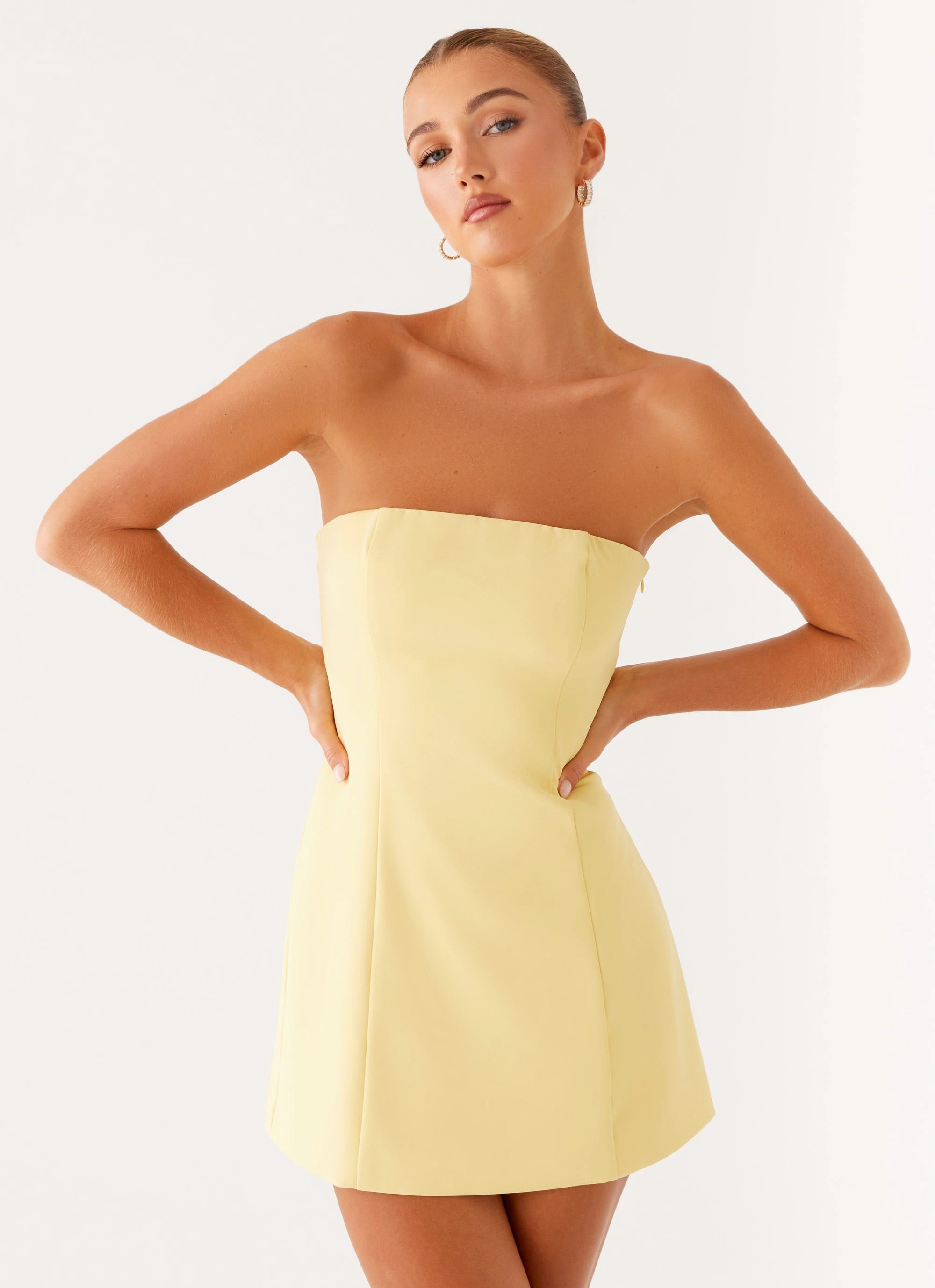 Bodycon-Fit Calm Mood Honey Bow Mini Dress - Yellow