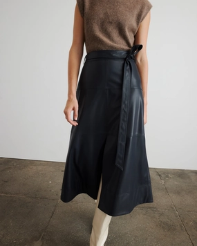 RegularFit Hudley Skirt