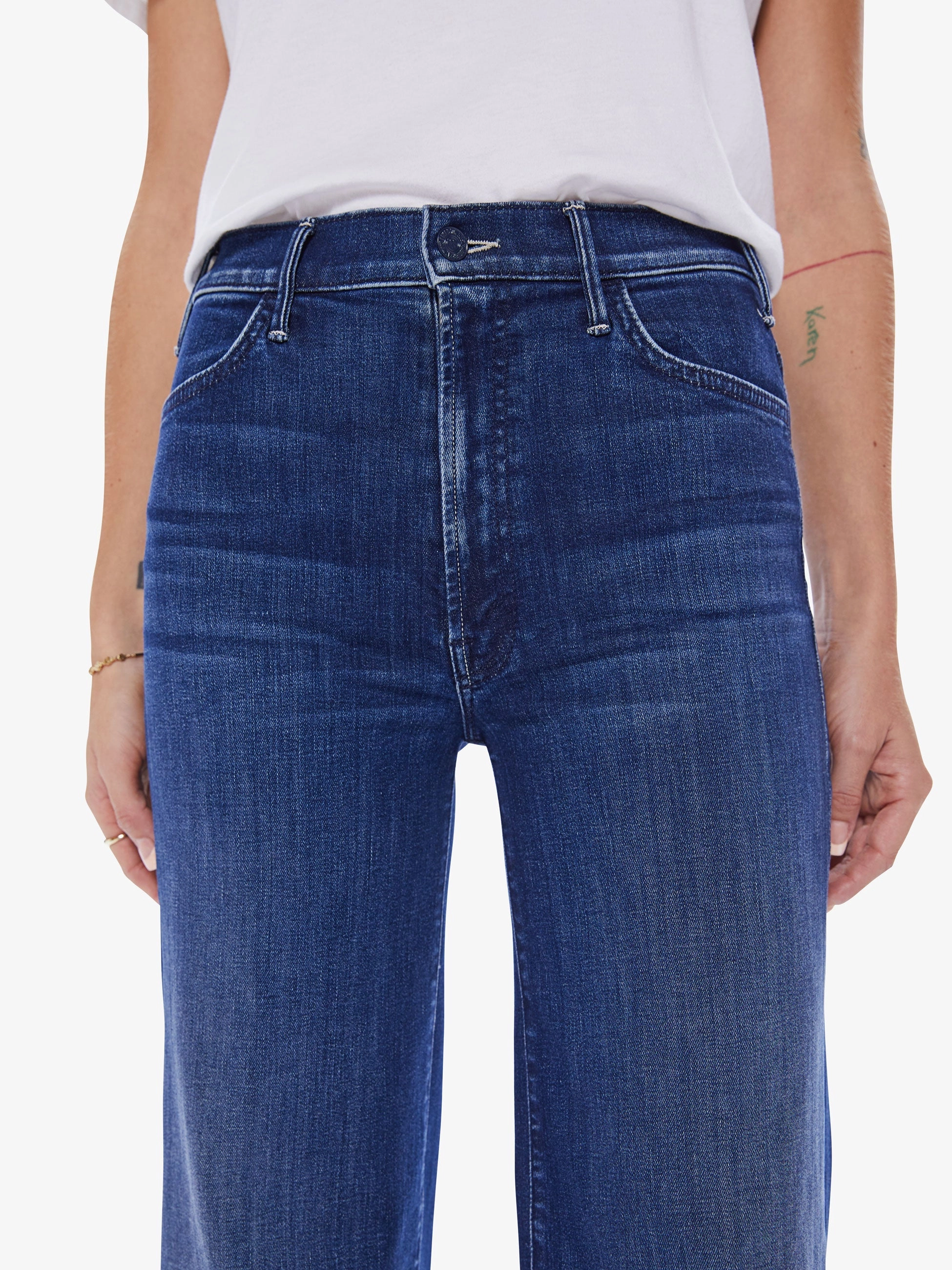 Family Style Elegant Hustler Roller Sneak in Heirloom