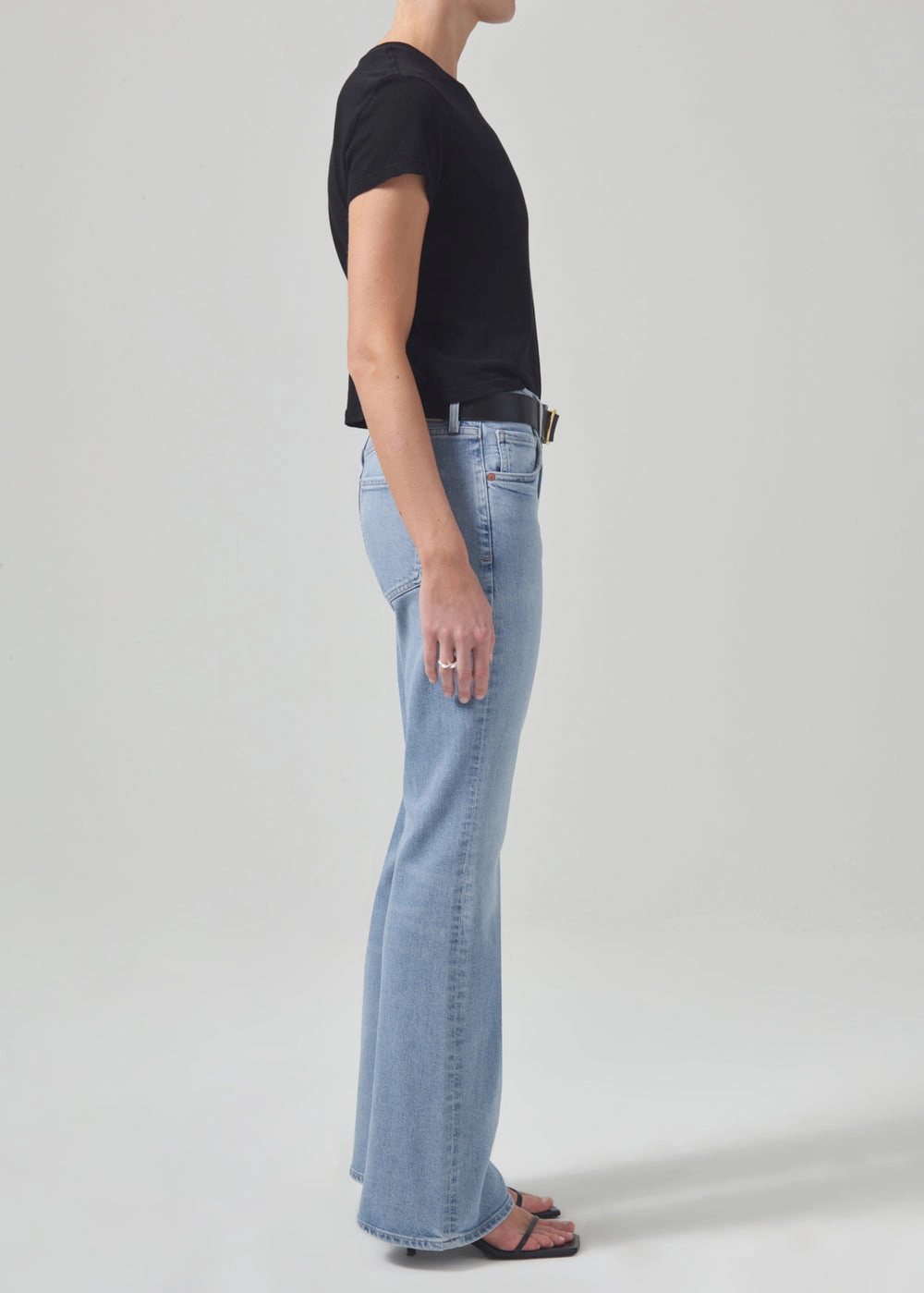 Barrel Leg Construction High-waisted Isola Flare 32" in Coastline