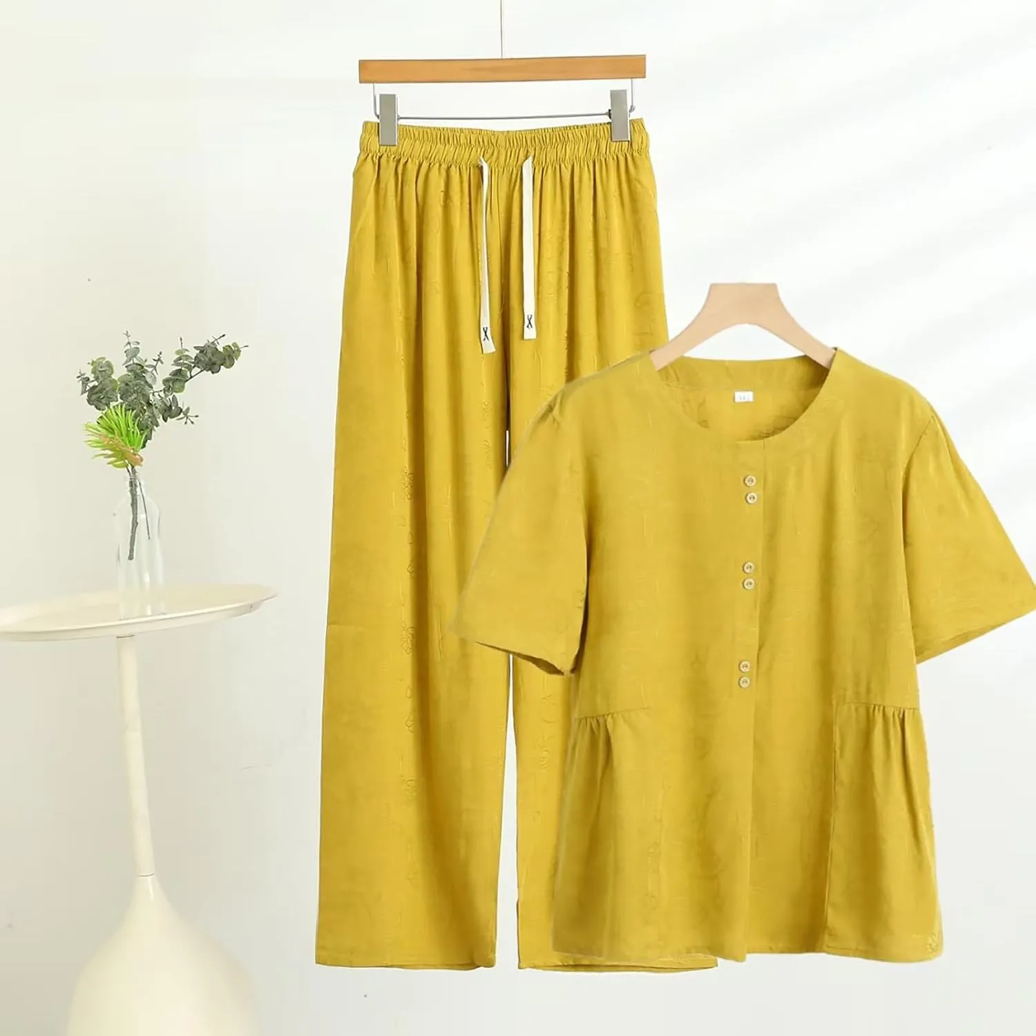 Jacquard Textured Pajama Set for Women Loose Fit 2 Piece Lounge Sleep Outfit Short Sleeve T Shirt and Wide Leg Pants