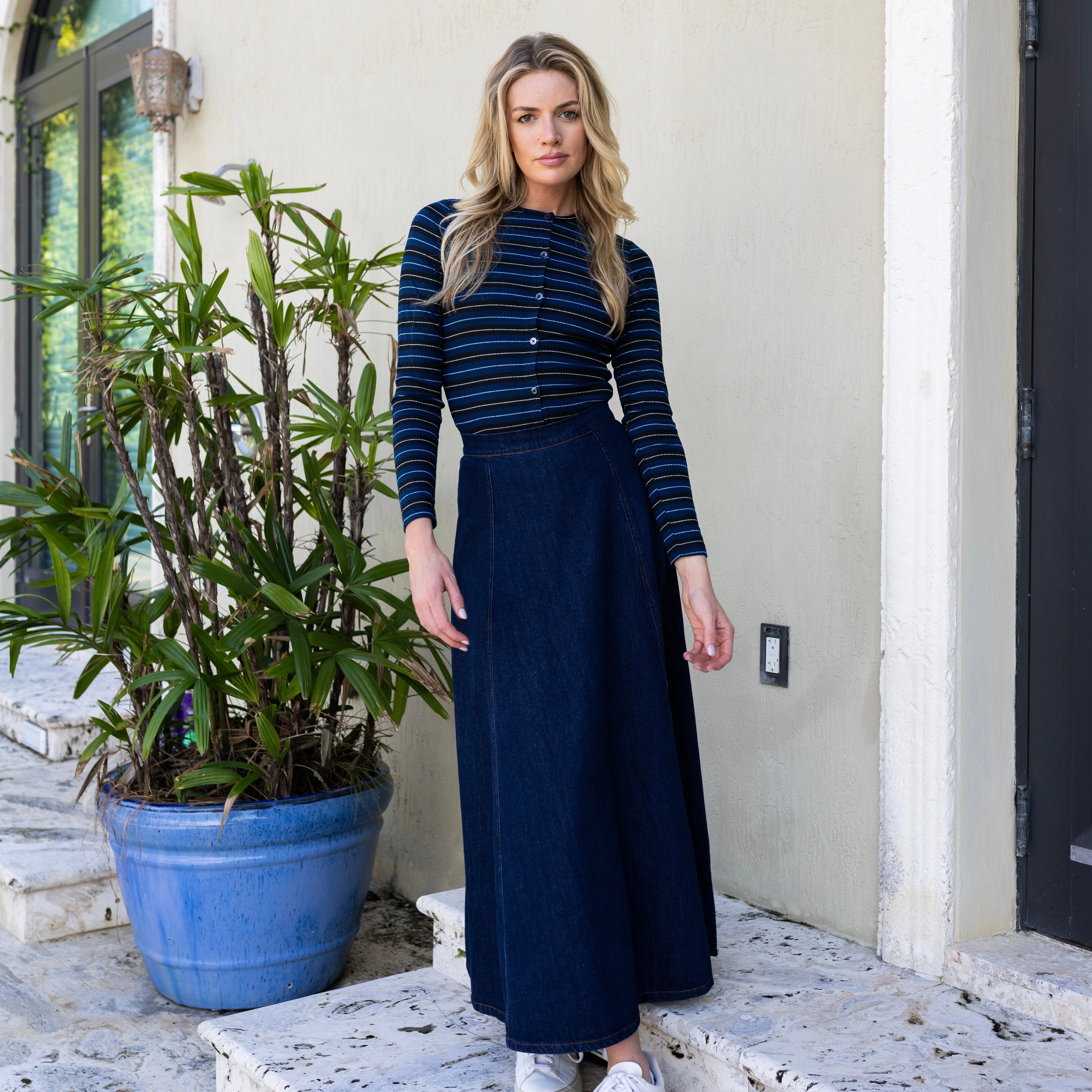 Comfortable Feel Friction Free Jane Denim Skirt | Blue