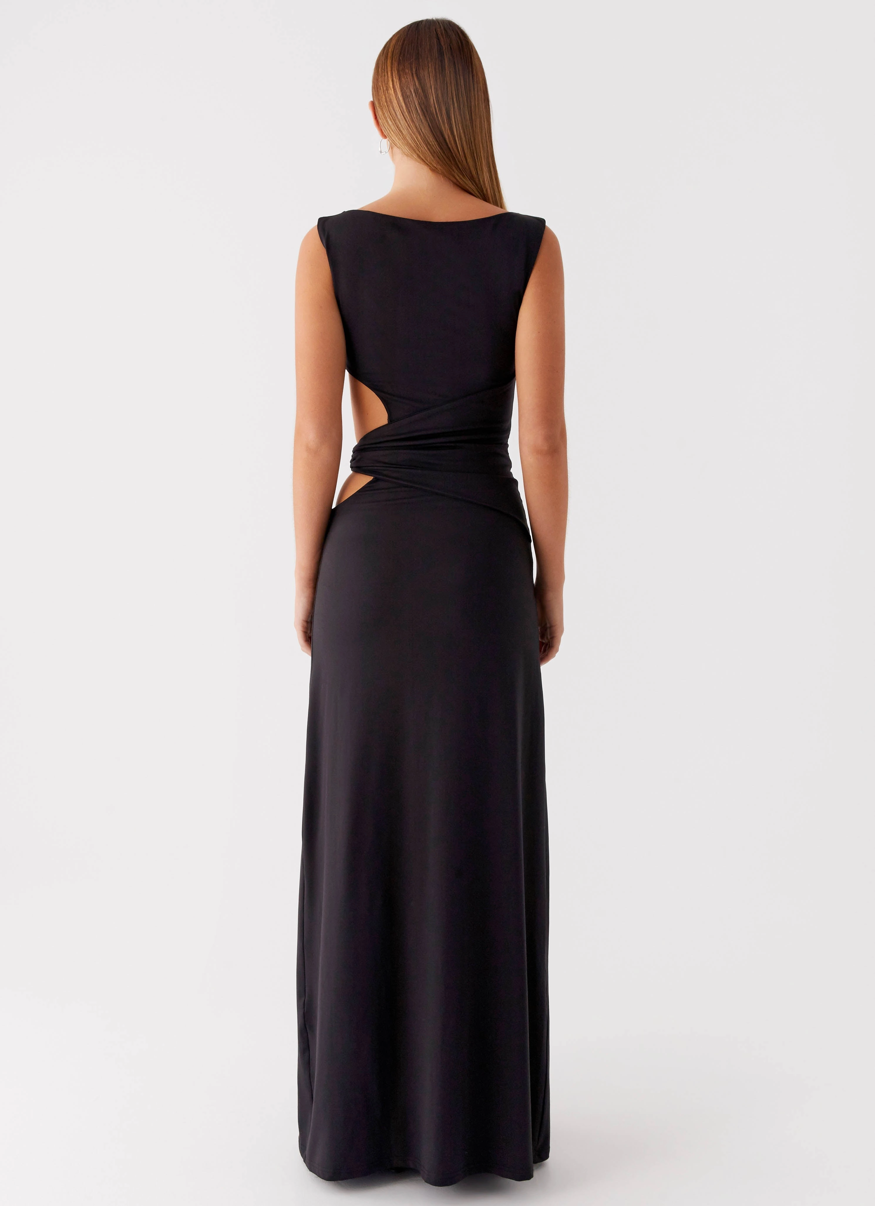 Jayana Maxi Dress - Black Soft Volume Smart Layering
