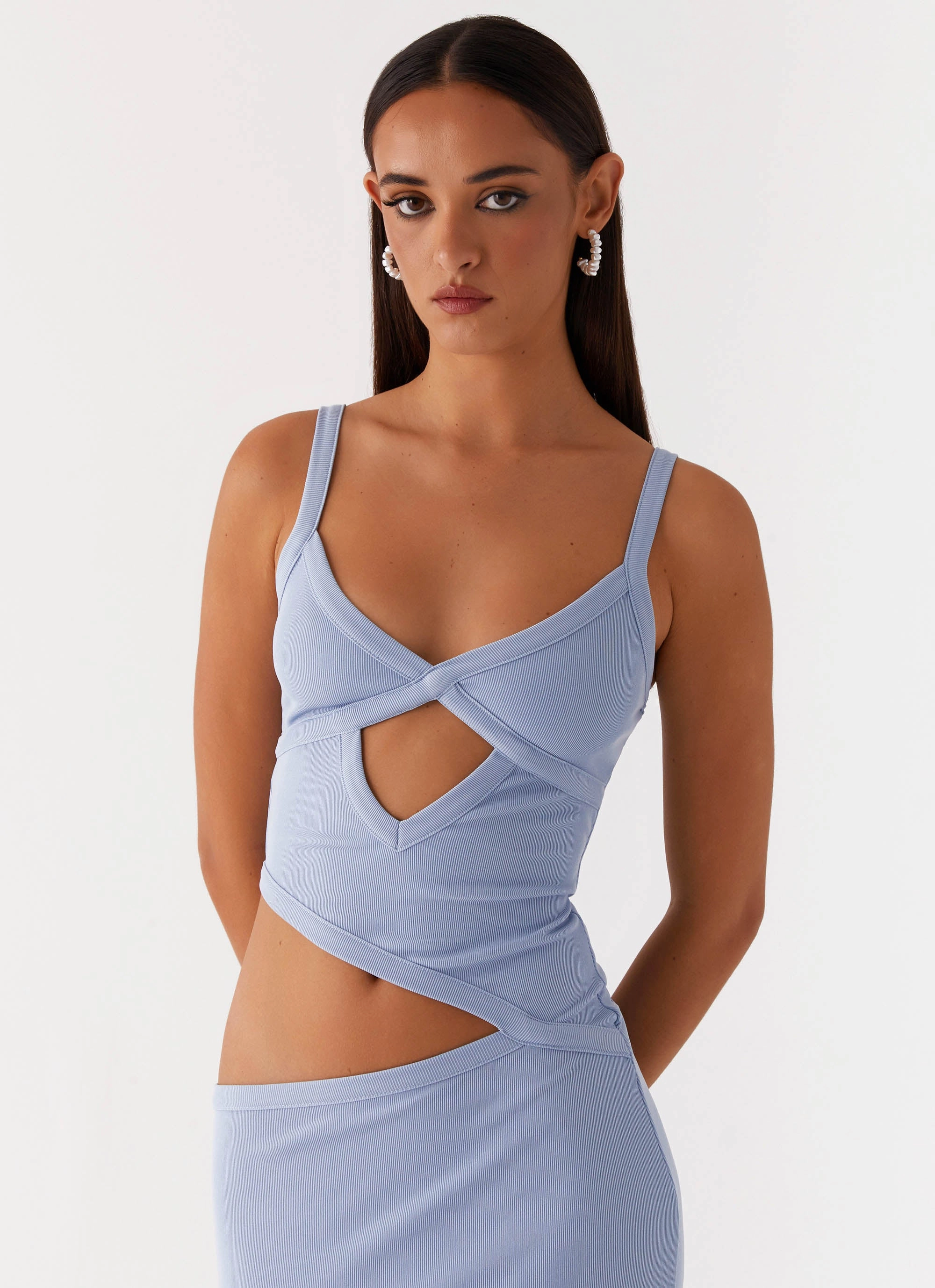 Smart and Stylish Flattering Silhouette Wear Jocelyn Maxi Dress - Blue