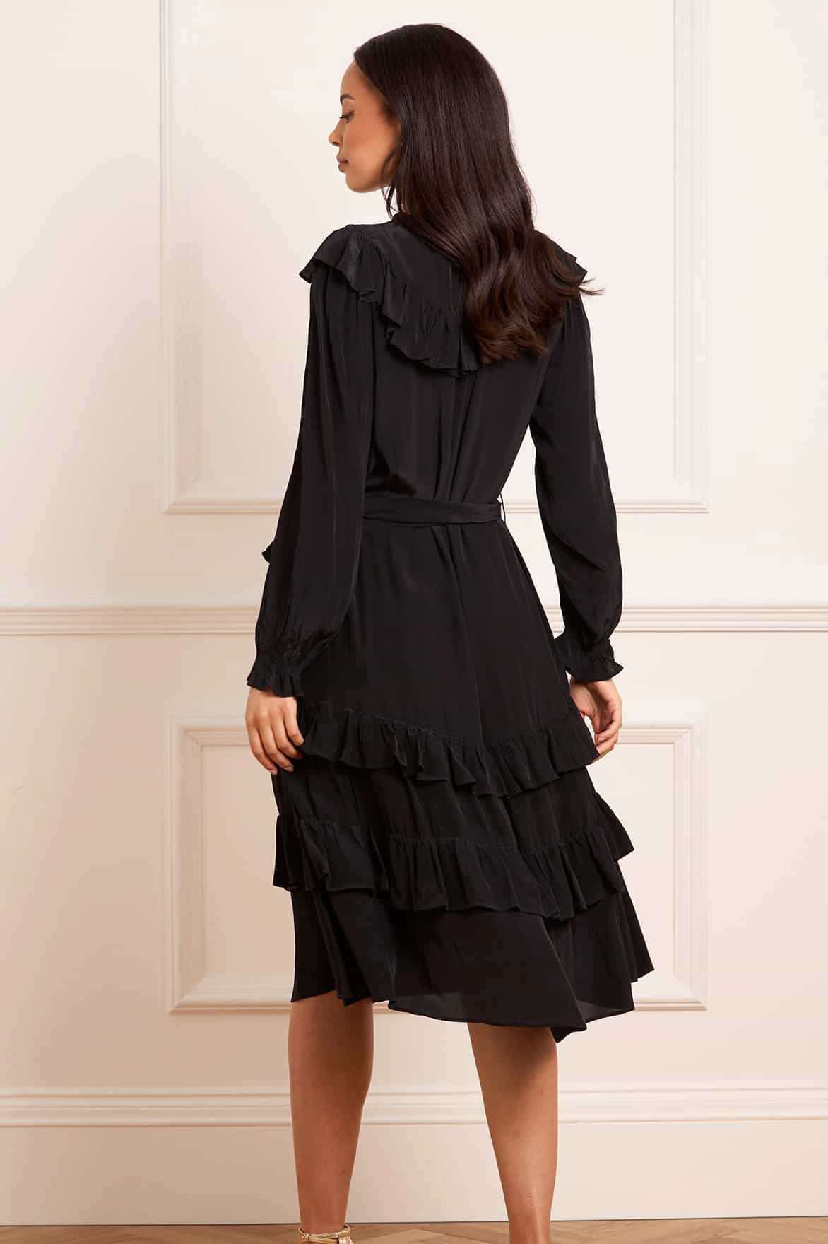 Joelle Crepe Midaxi Dress Daily Essential