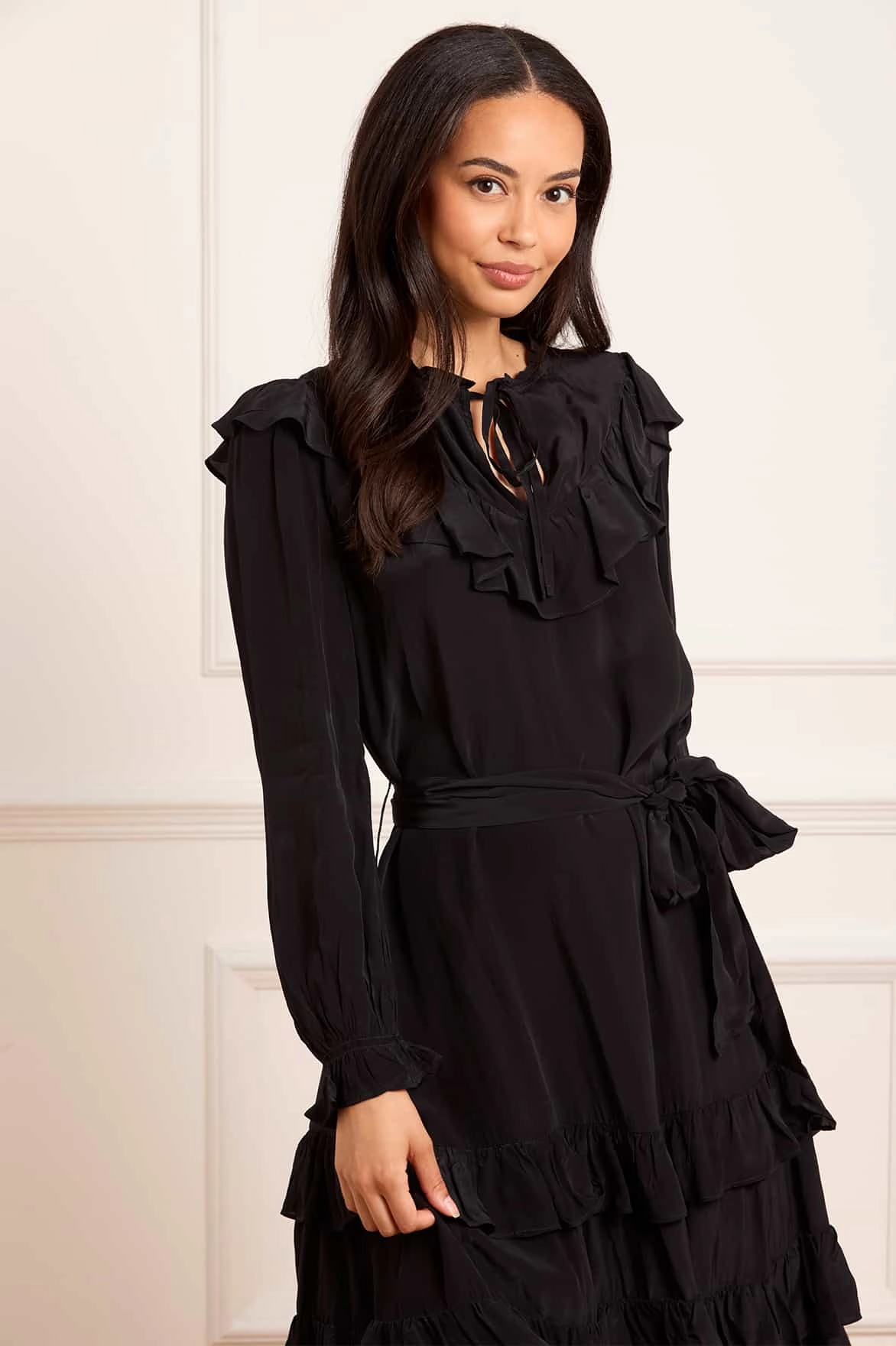 Joelle Crepe Midaxi Dress Light material