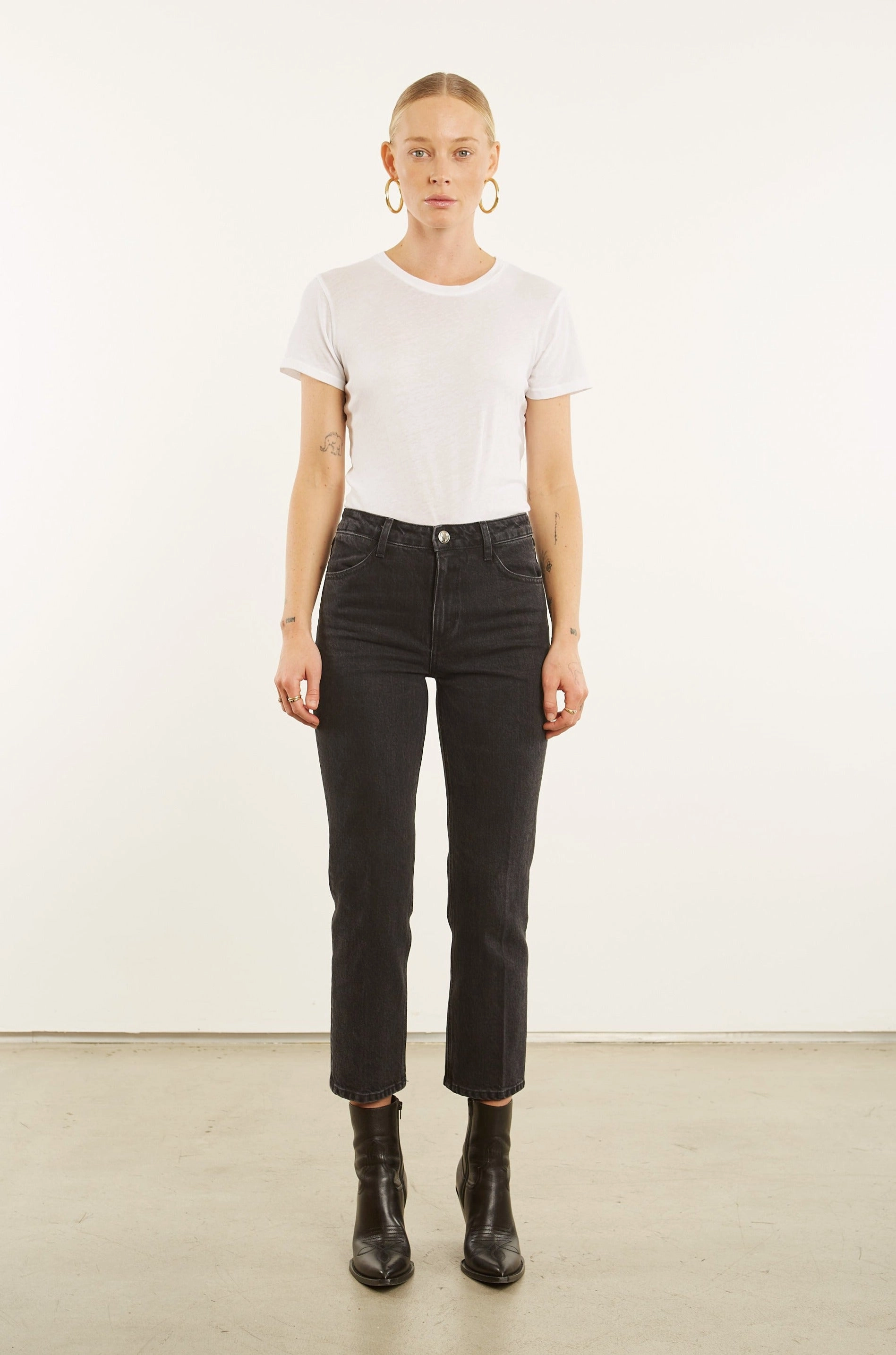 Jones Crop Straight Leg Denim Variable Tension Adjustment