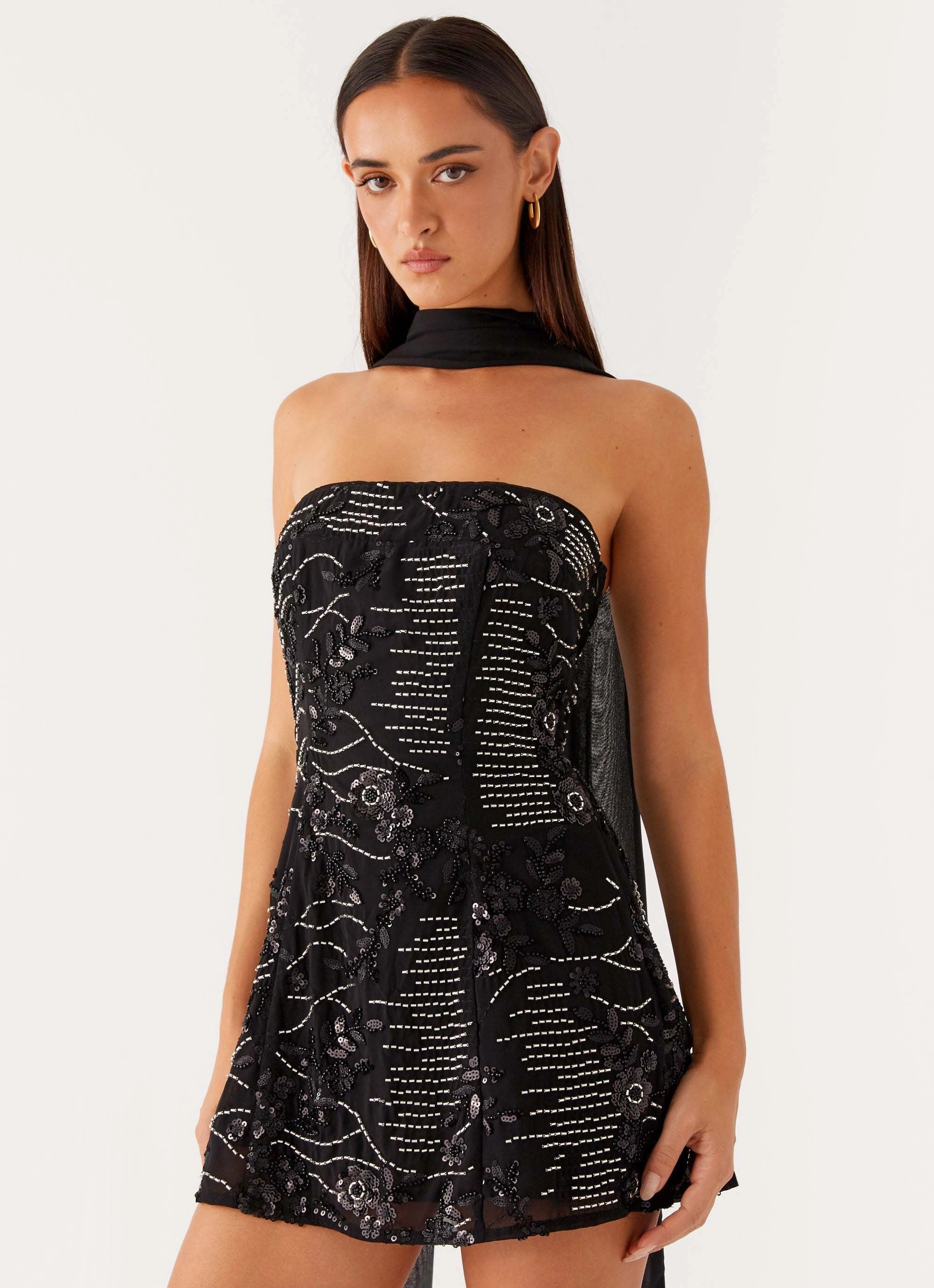 Kiesha Strapless Scarf Mini Dress - Black Trend Movement Bell-Sleeve