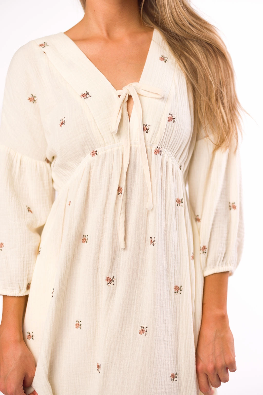 Sleek Comfort Midi-Length Hunter 100% Cotton Gauze Midi Dress in Soy/Pink Floral - Bump Friendly