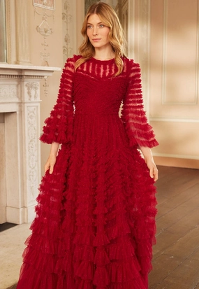 La Vie En Rose Round Neck Gown Clean Touch High-Low-Hem