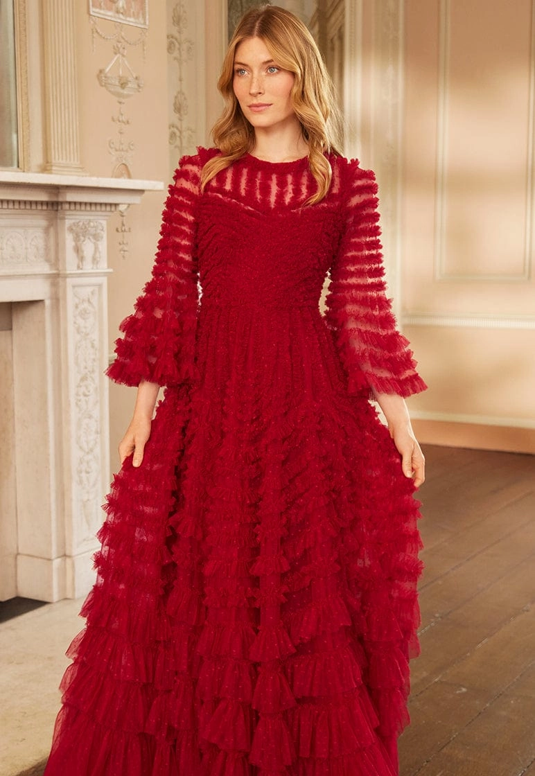 La Vie En Rose Round Neck Gown Clean Touch High-Low-Hem